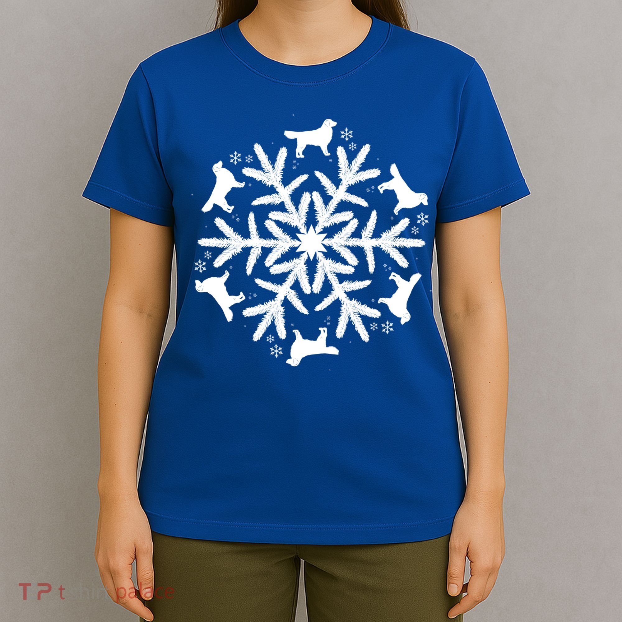 Christmas Golden Retriever Gift Snowflake Golden Retriever Gift T-Shirt