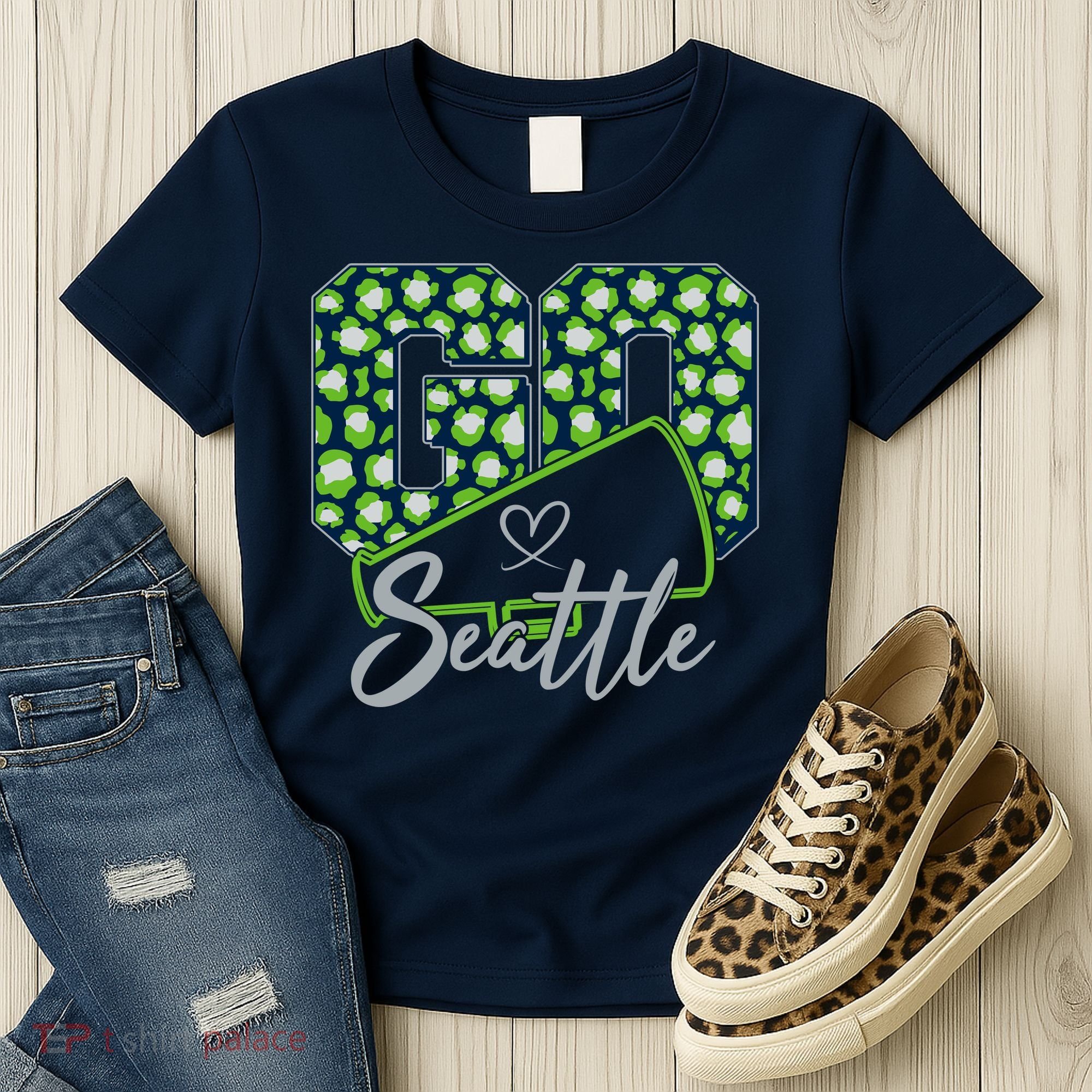 Cute Go Seattle Leopard Print Cheer Megaphone Football Fan Women's T-Shirt