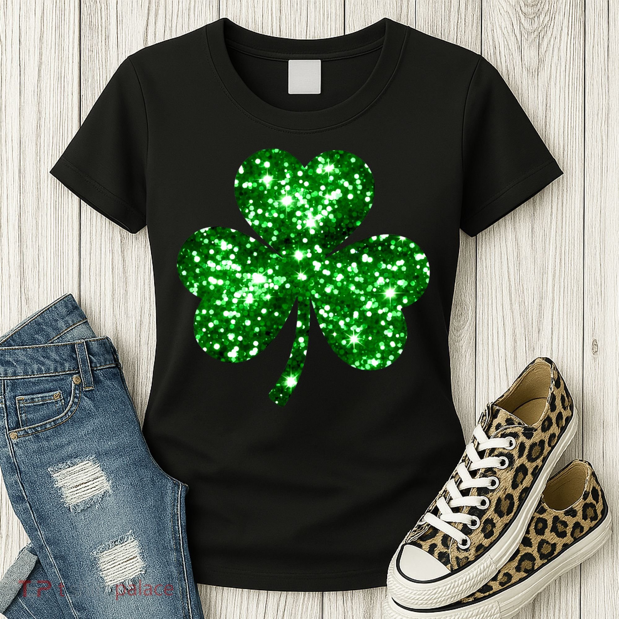 Cute Glittery St Patrick's Day Shamrock Women's T-Shirt
