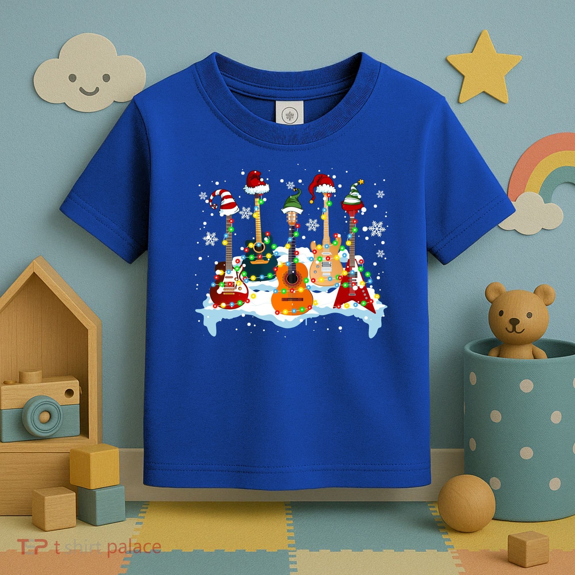 Christmas Guitar Tree Xmas Lights Santa Guitar Instruts Gift Toddler T-Shirt