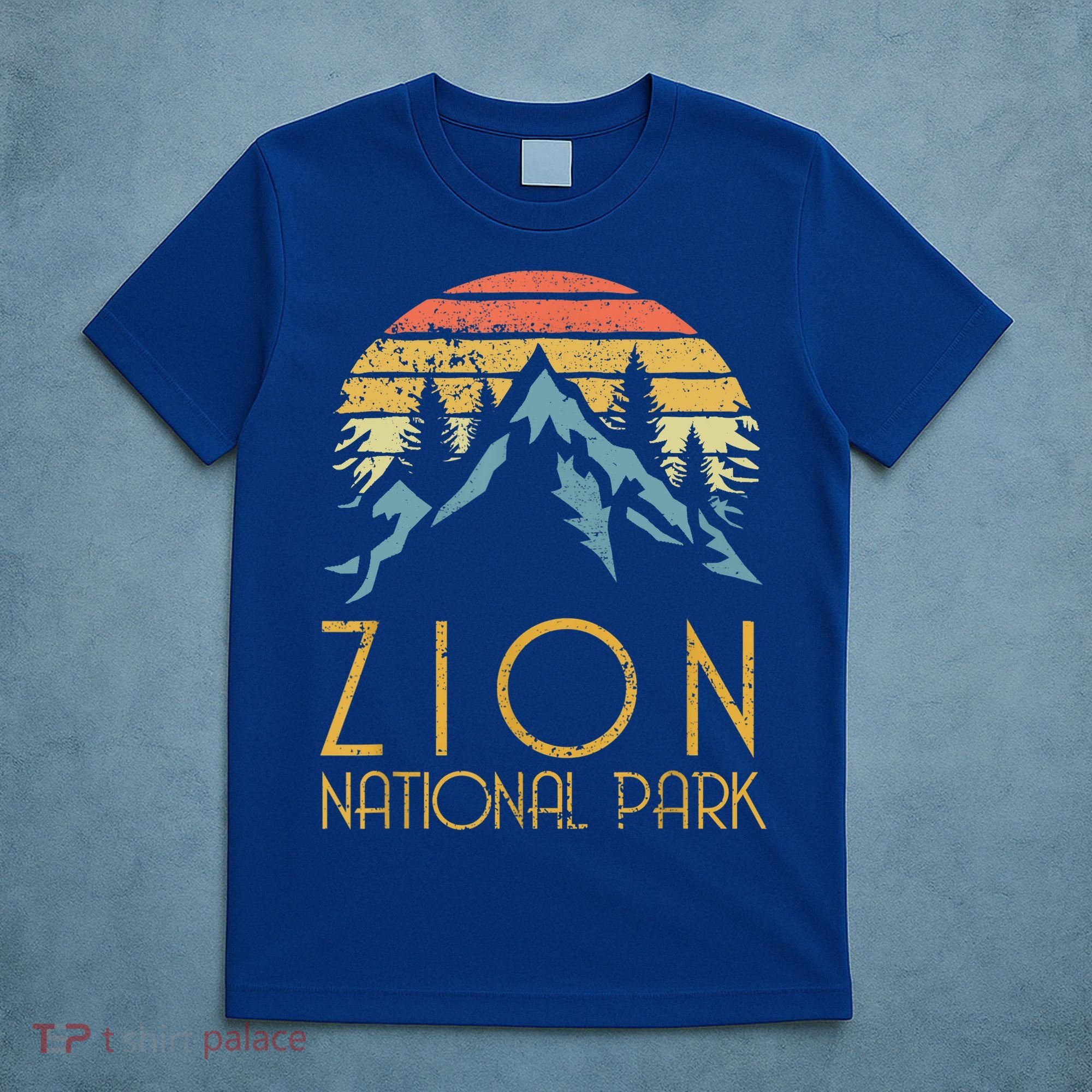 Cool Gift Vintage Retro Zion National Park Utah Gift T-Shirt