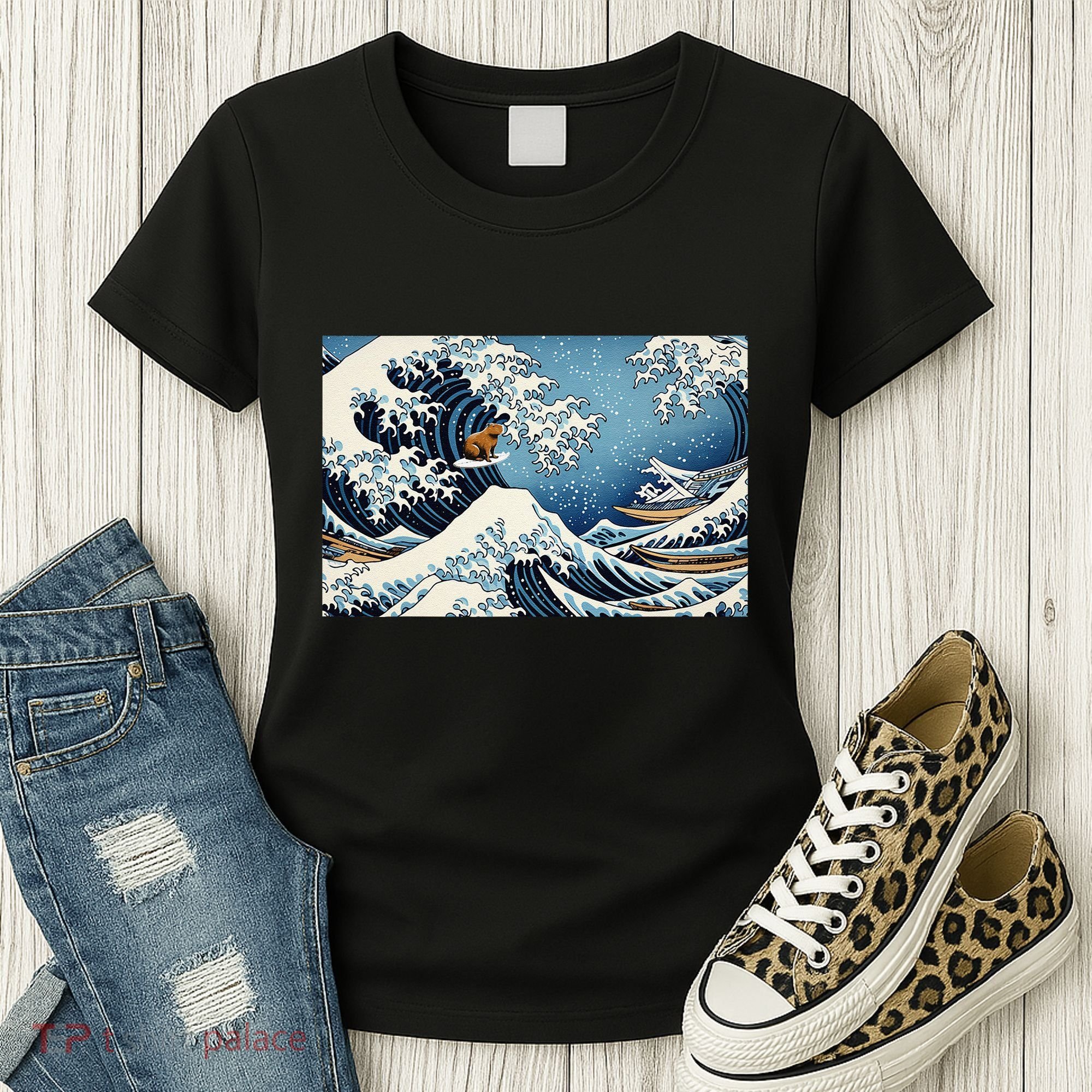 Capybara Great Wave Of Kanagawa Women's T-Shirt