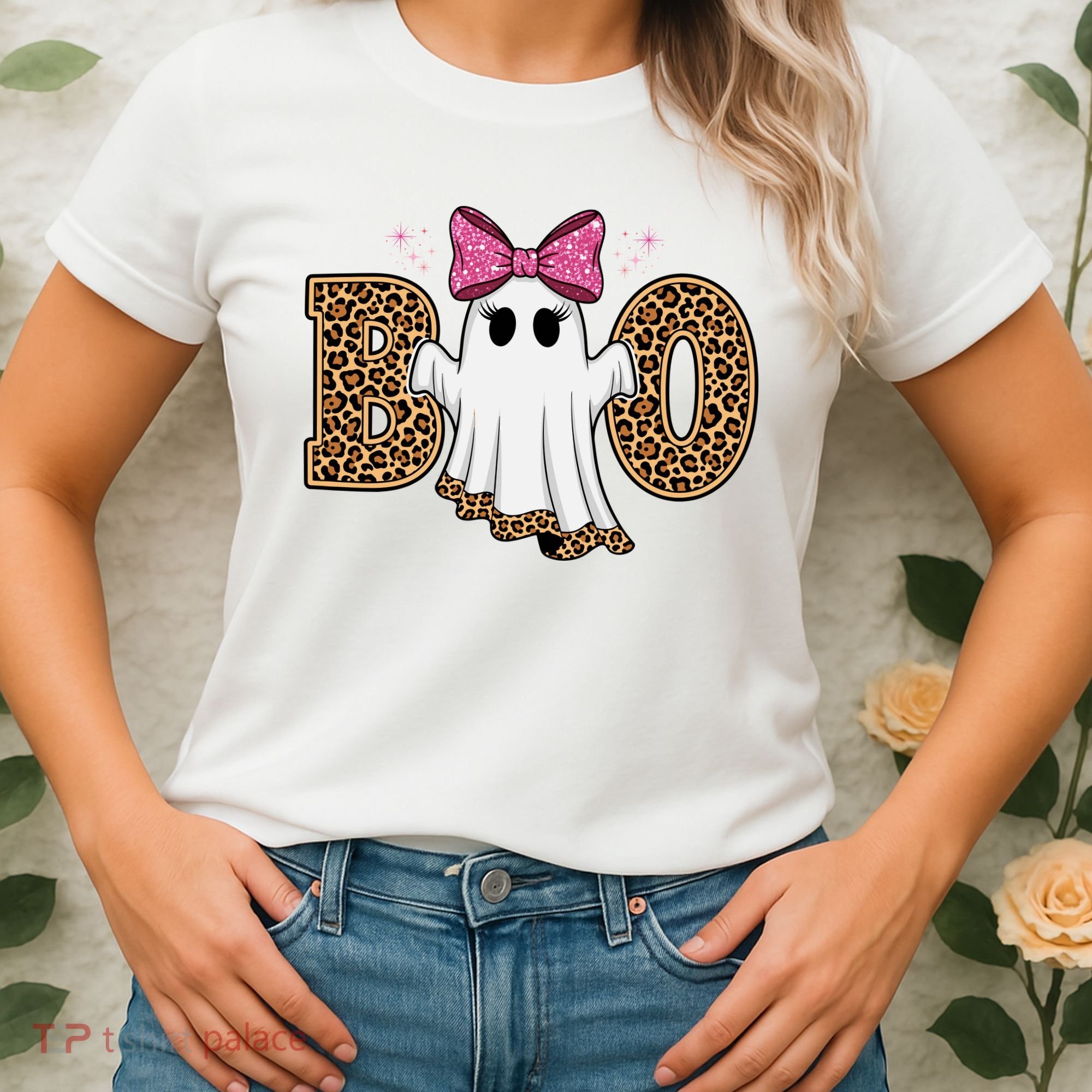 Cute Halloween Boo Ghost Vibes Spooky Season Women's T-Shirt