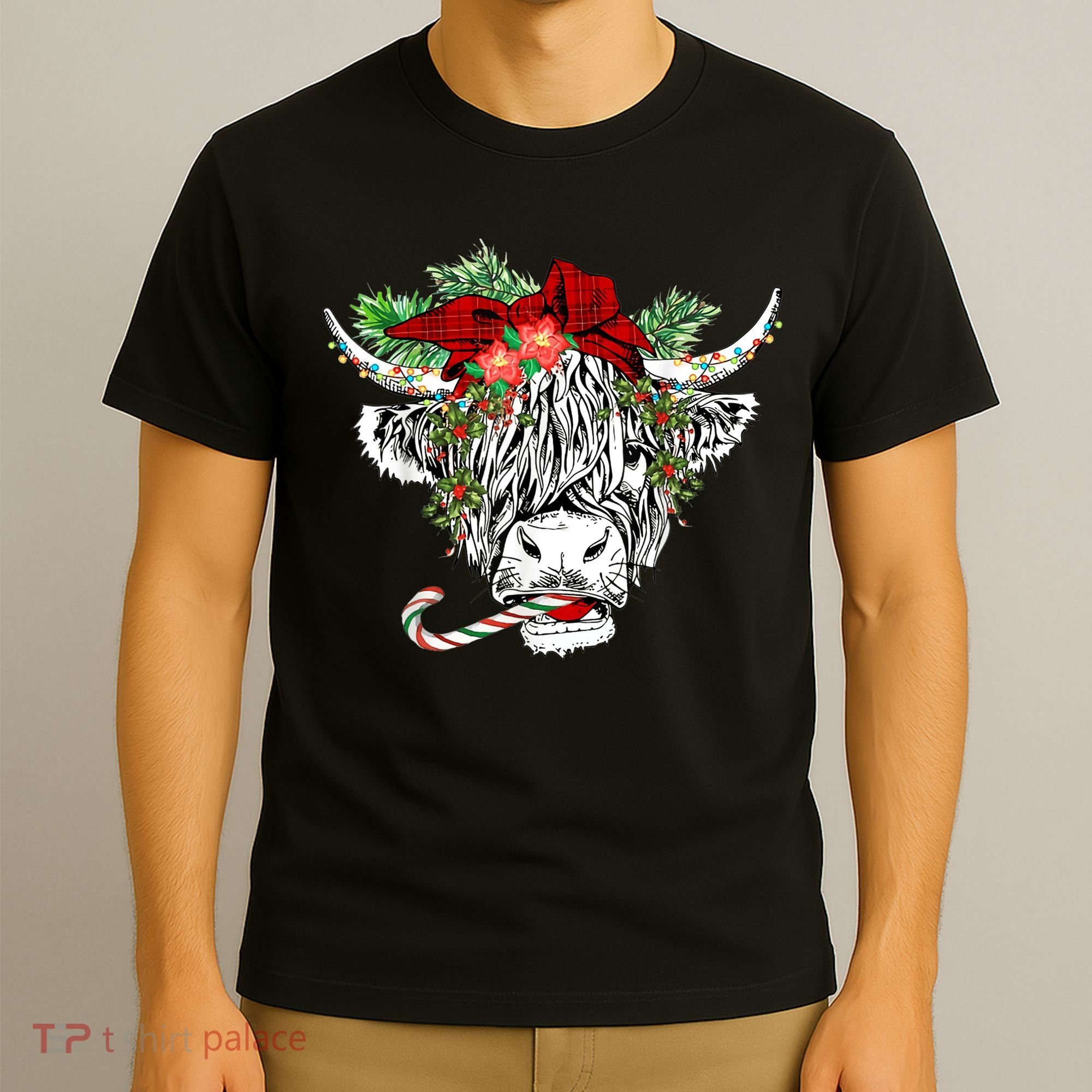 Christmas Highland Cow Merry Christmas Happy Holidays T-Shirt