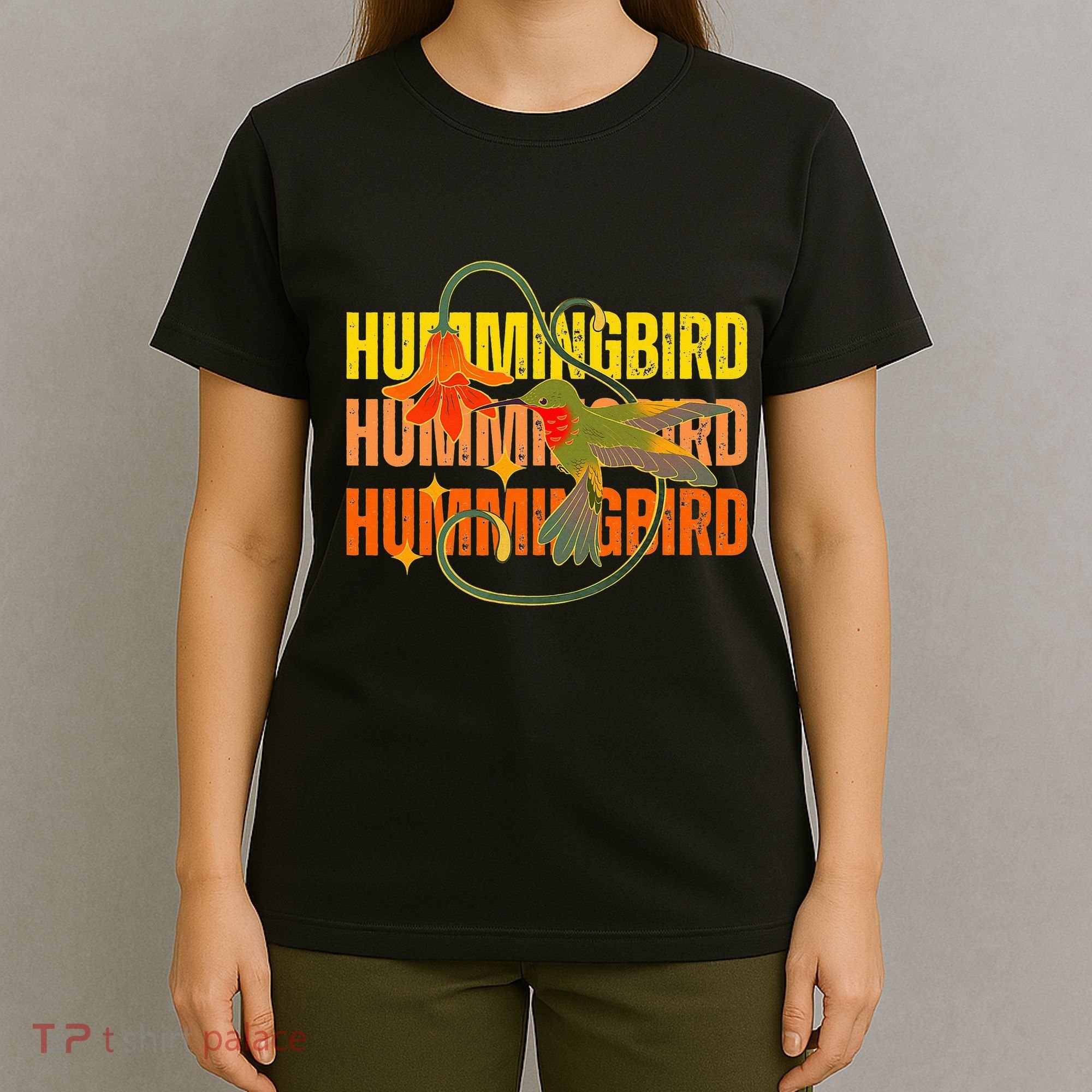 Cute Hummingbird Gift Retro Wo Vintage Hummingbird Tee T-Shirt