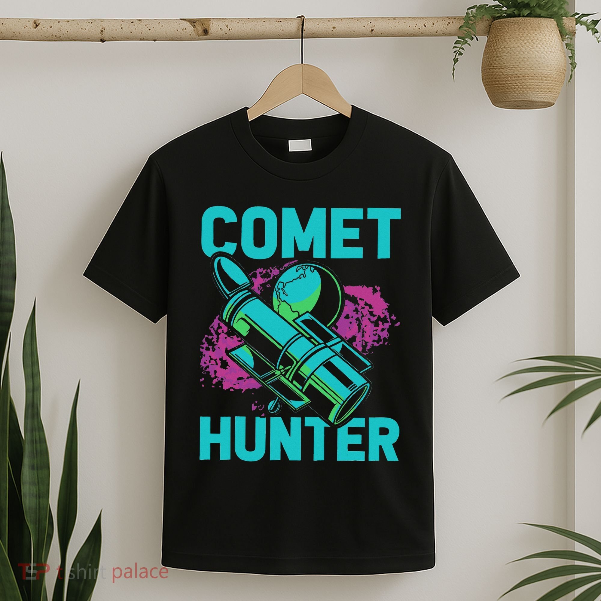 Comet Hunter I Astronomy T-Shirt