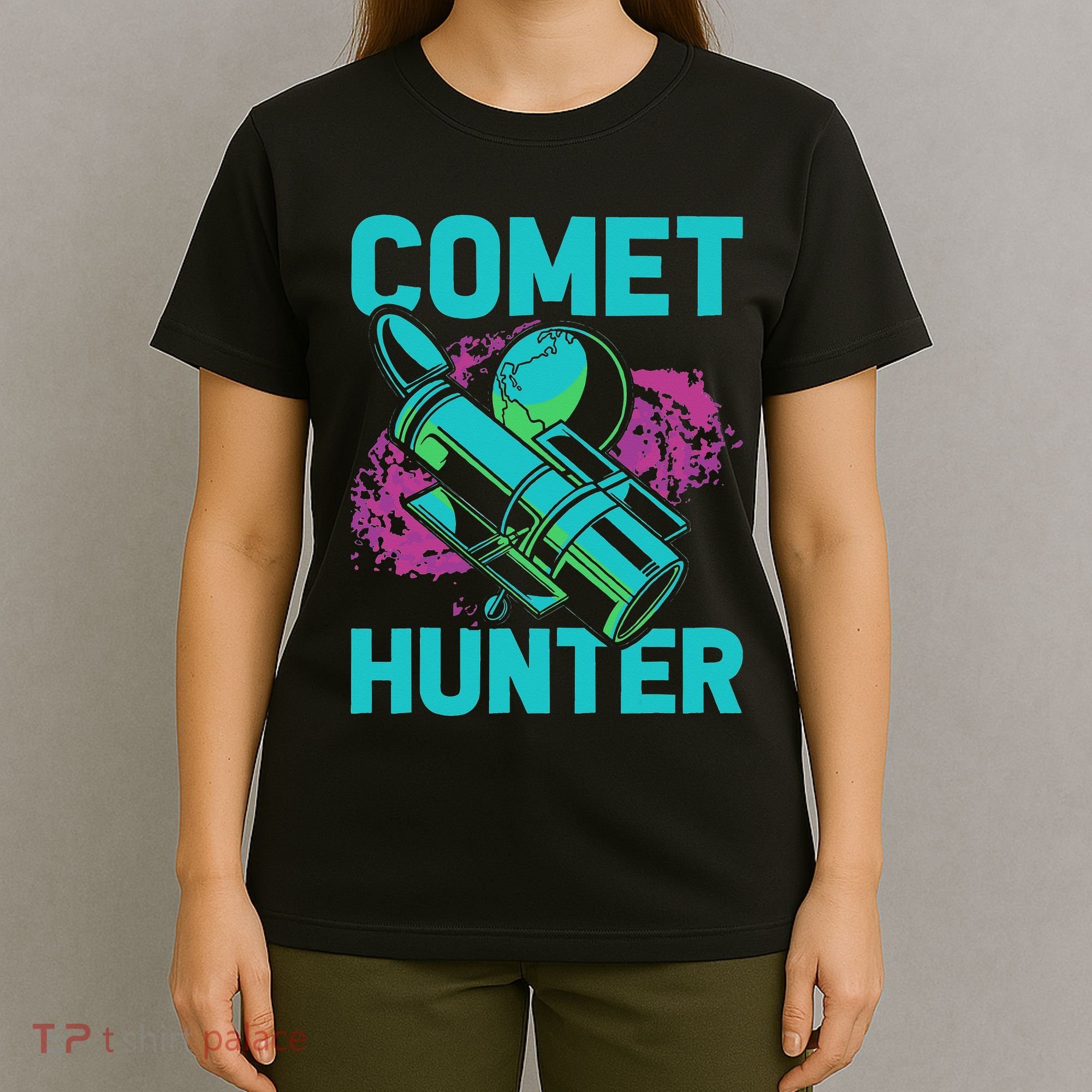 Comet Hunter I Astronomy T-Shirt