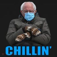 Chillin' Bernie Sanders Mittens Meme Sitting Women's Hoodie thumb 2
