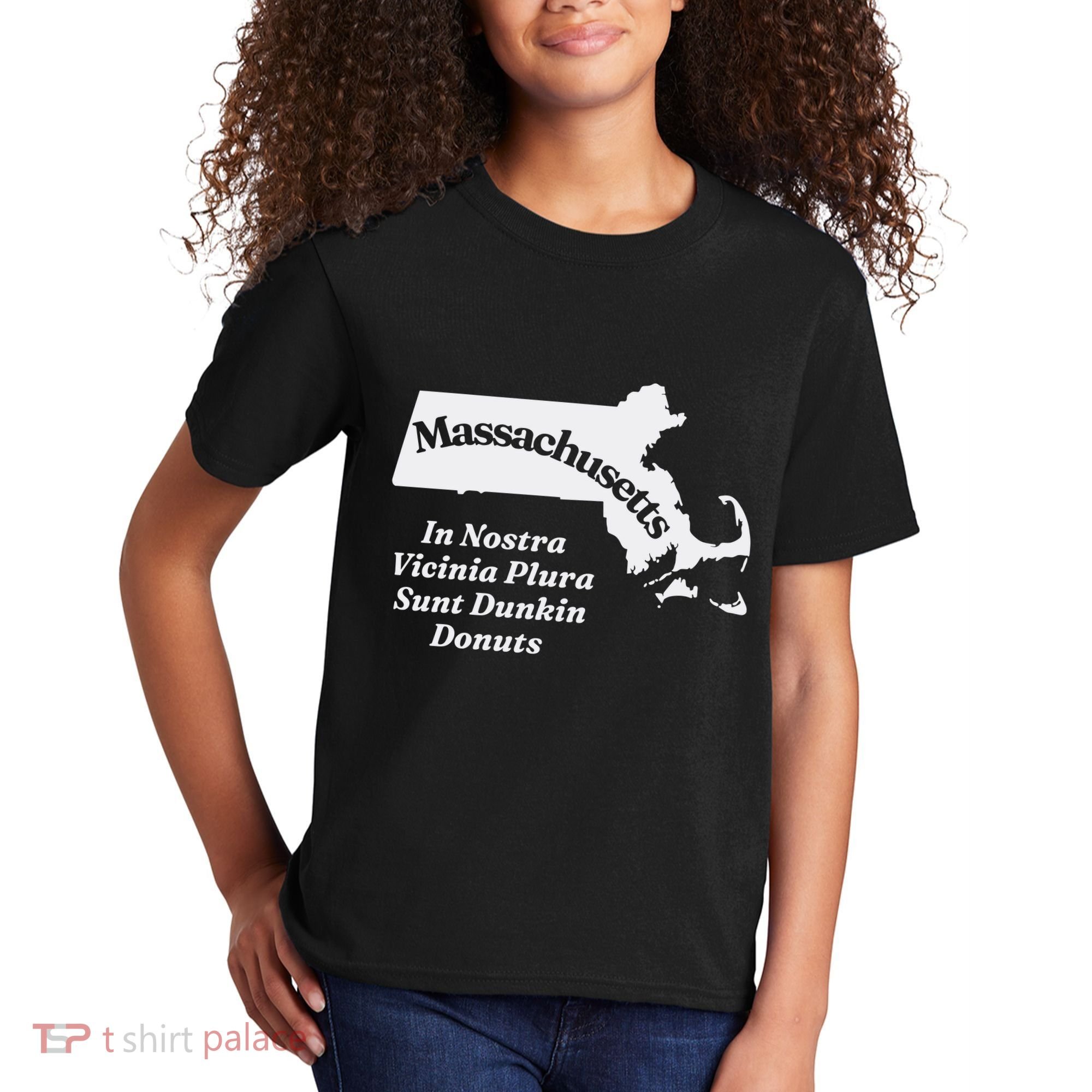 Click Hole Massachusetts In Nostra Vicinia Plura Sunt Dunkin Donuts Kids T-Shirt