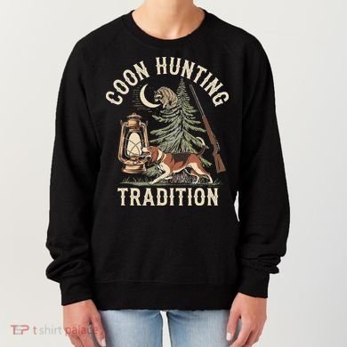 Coon Hunting Night – Patriotic Design For Coon Hunters Women's Sweatshirt