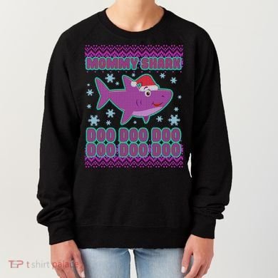 Christmas Mommy Shark Doo Doo Doo Women's Sweatshirt