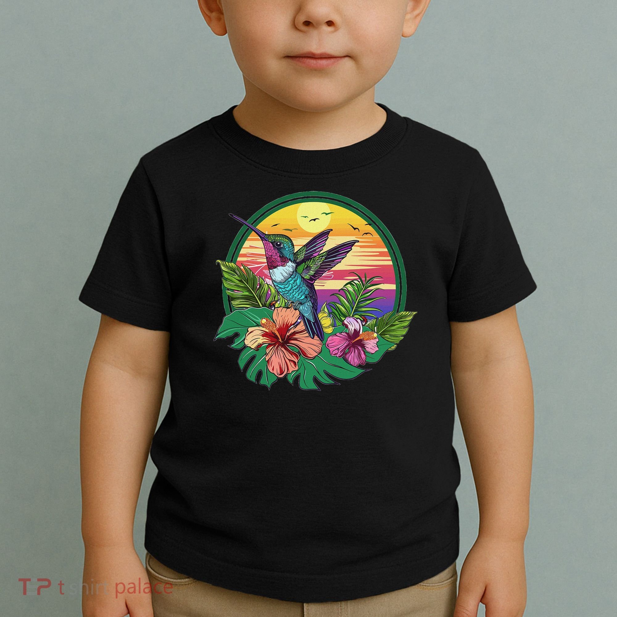 Cute Hummingbird With Flowers I Aesthetic Hummingbird Toddler T-Shirt
