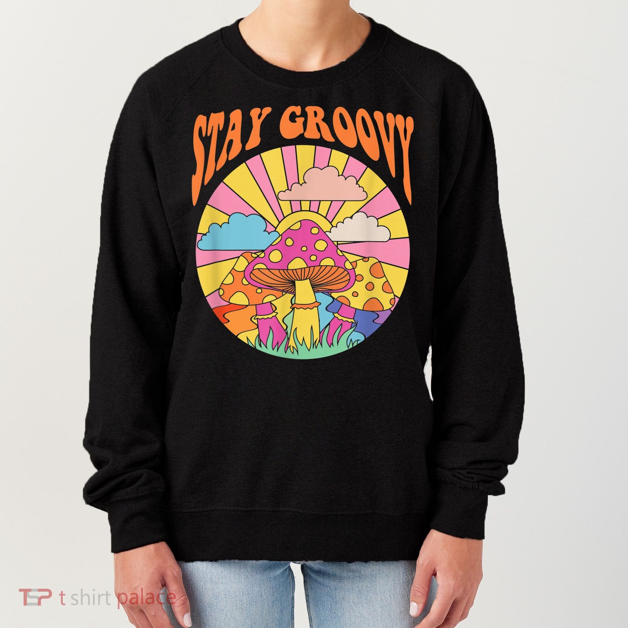 Cute Indie Aesthetic Mushroom Stay Groovy Retro 70s Hippie Women's Sweatshirt