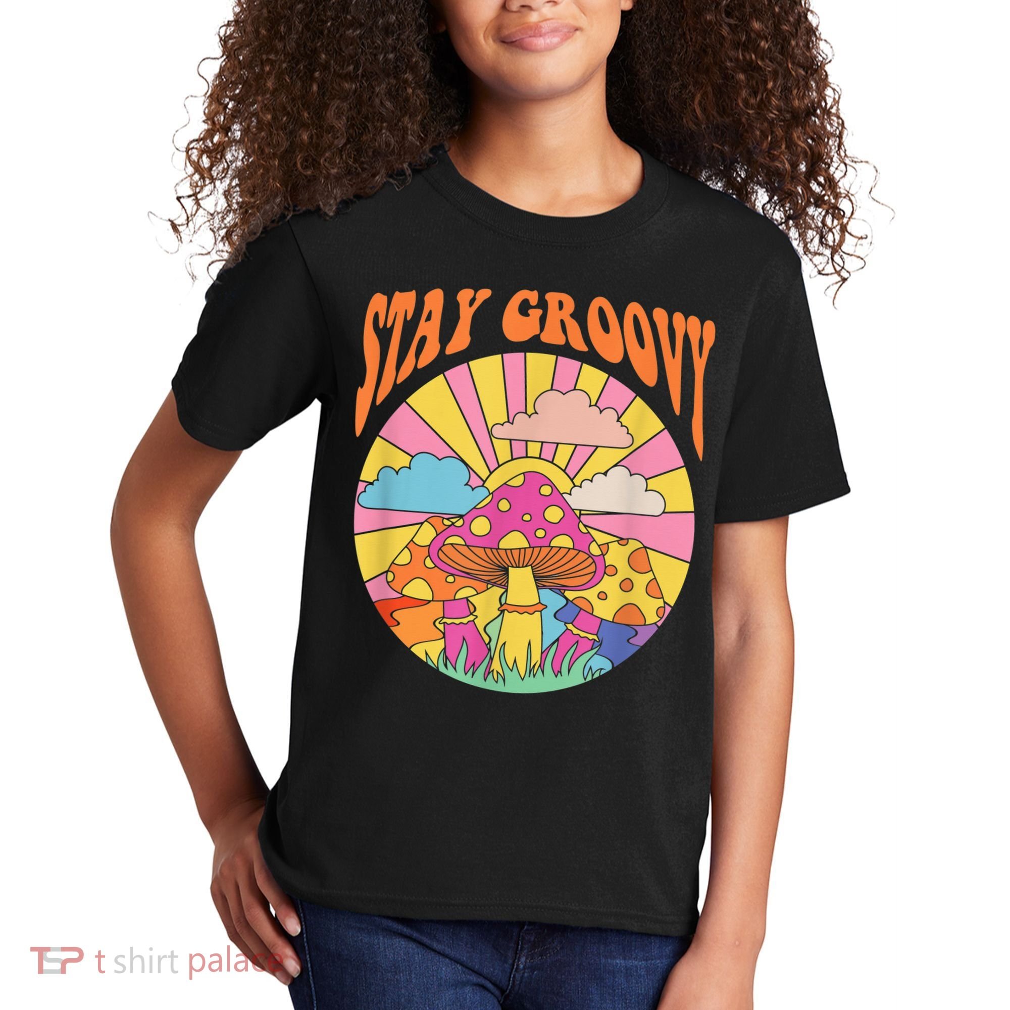 Cute Indie Aesthetic Mushroom Stay Groovy Retro 70s Hippie Kids T-Shirt