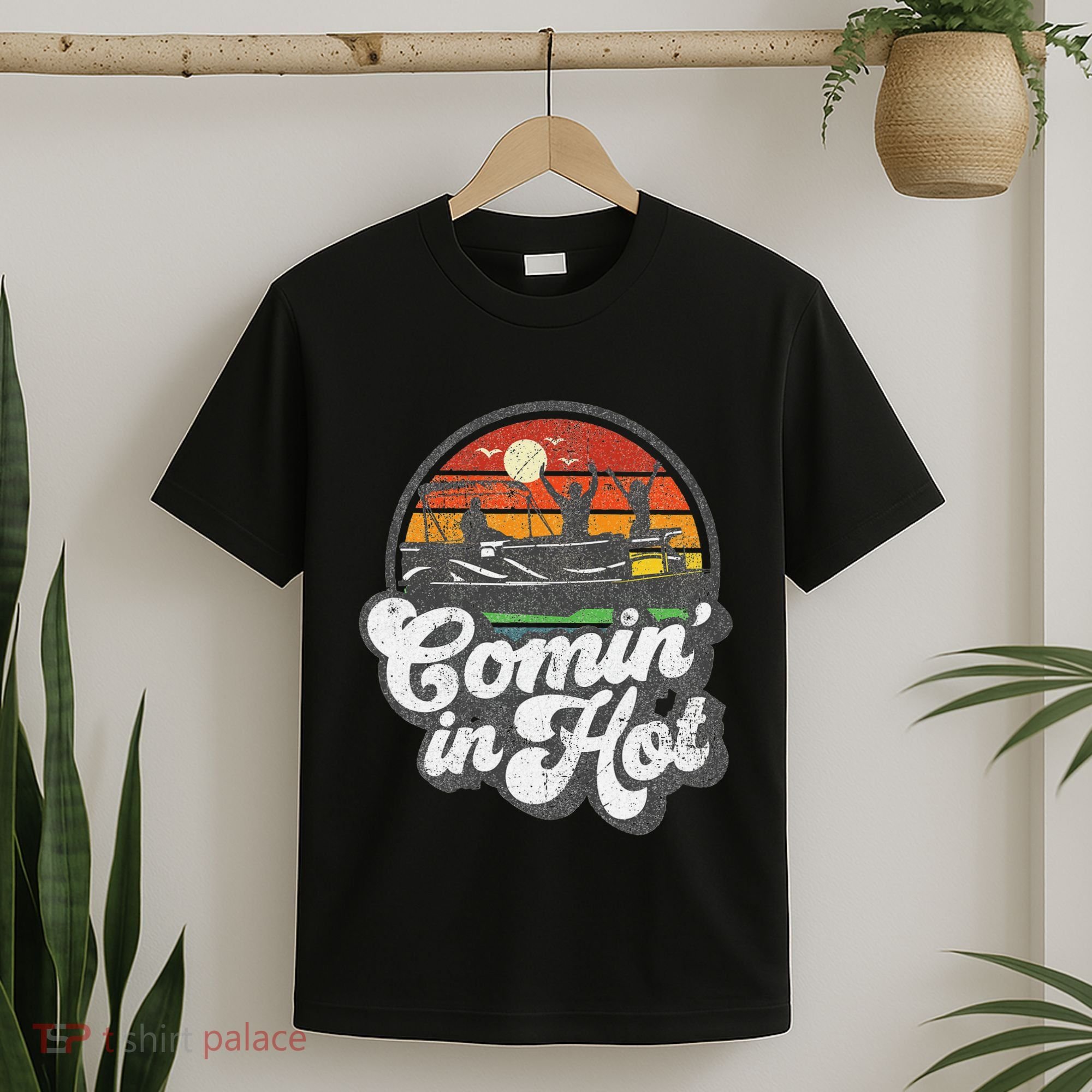 Comin In Hot Pontoon Boat Funny Boating Lake Pontooning Gift T-Shirt