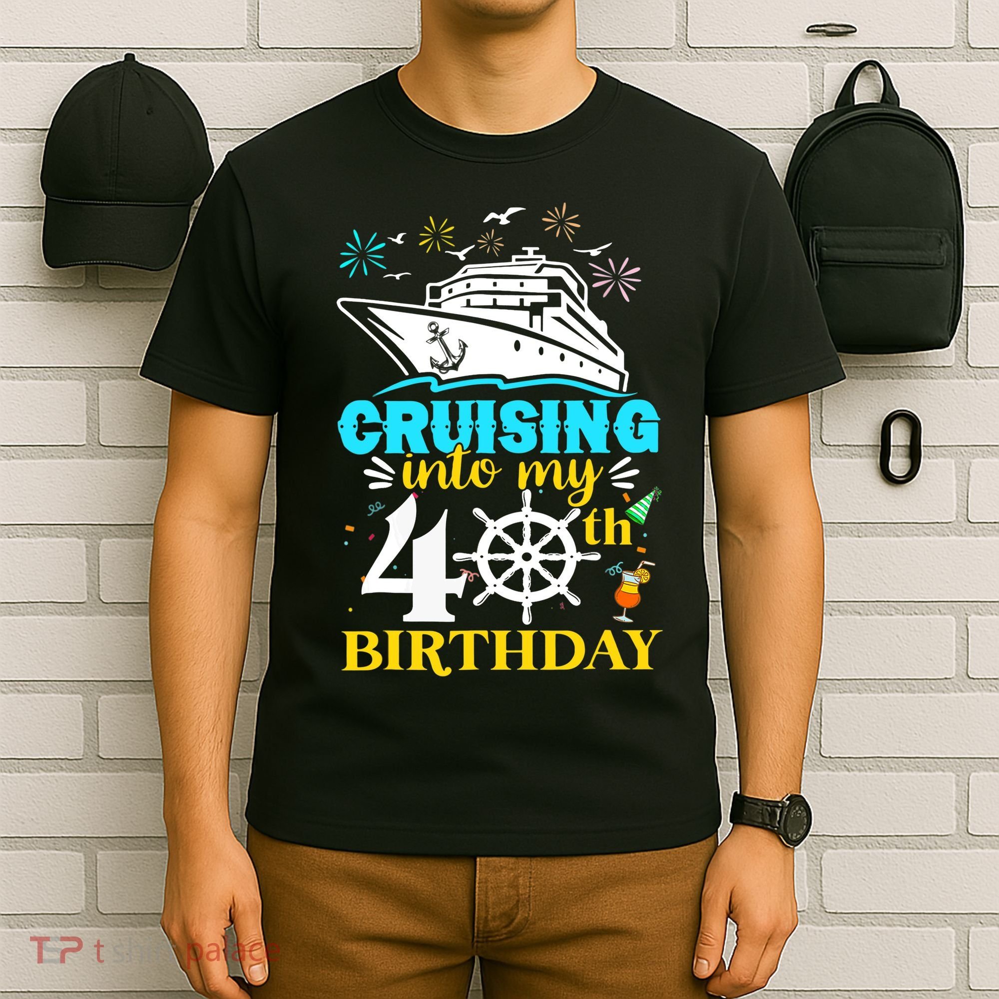 Cruising Into My 40th Birthday 40 Year Old Cruise Birthday T-Shirt