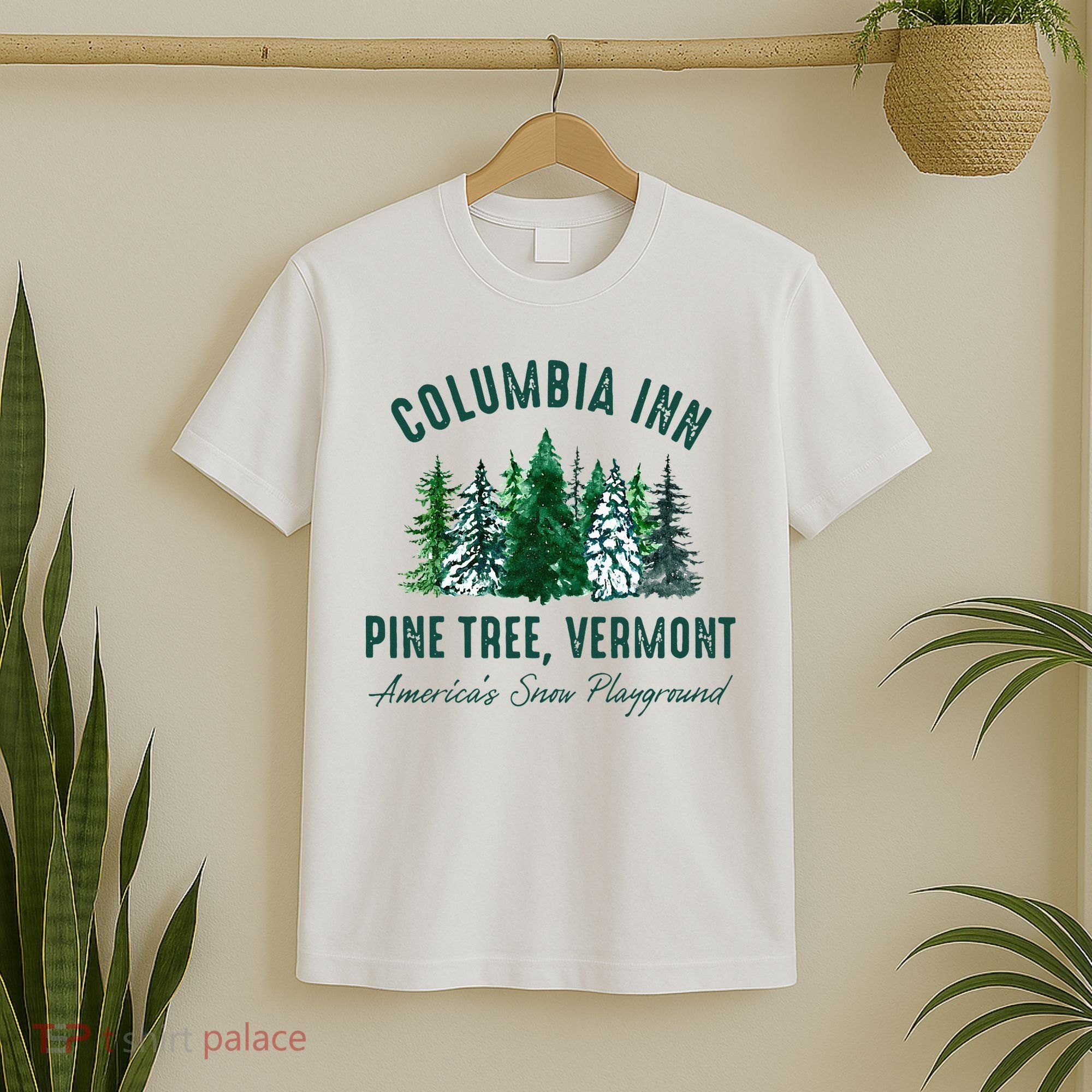 Columbia Inn Pine Tree Vermont Merry Christmas T-Shirt