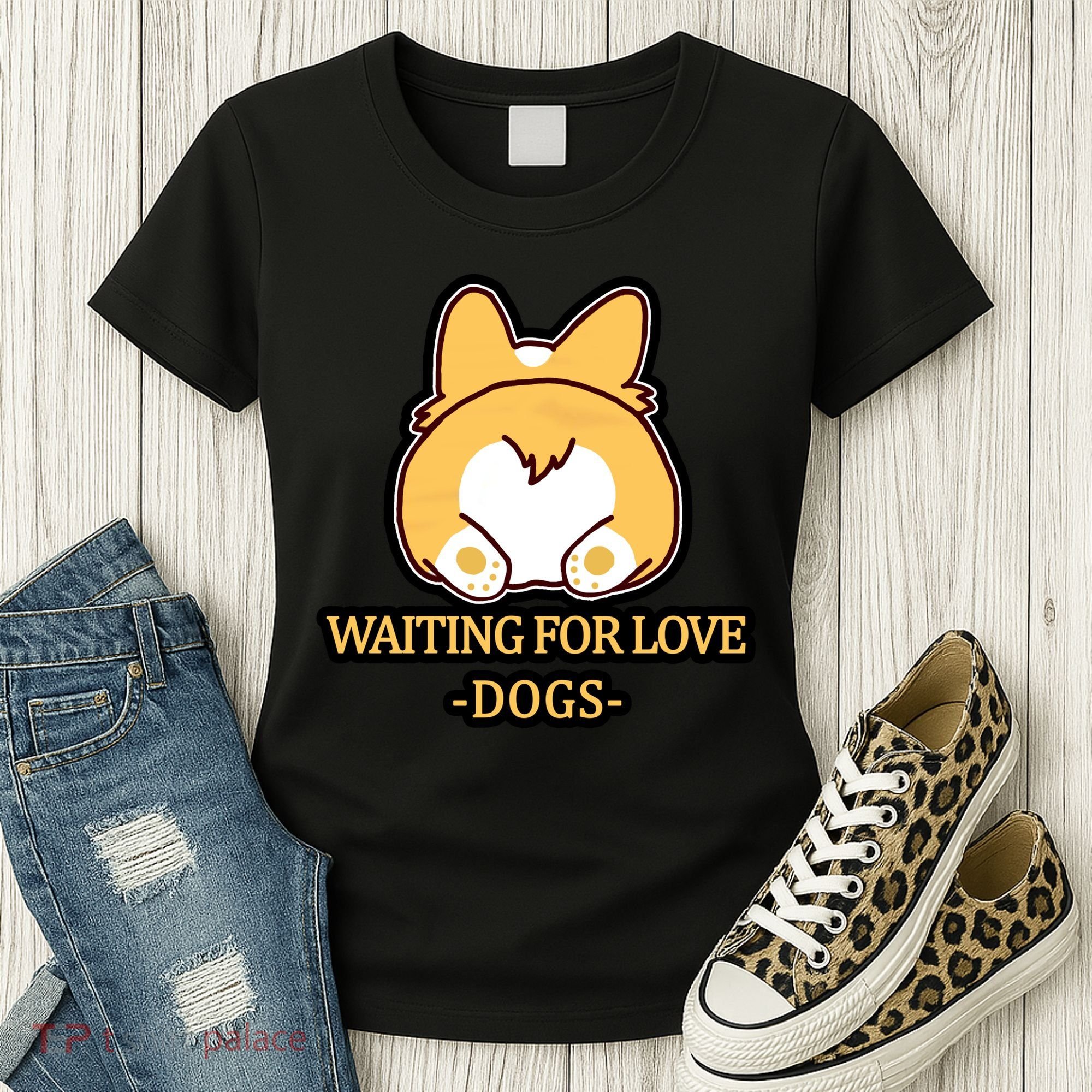 Cirgi Butt Waiting For Love Women's T-Shirt