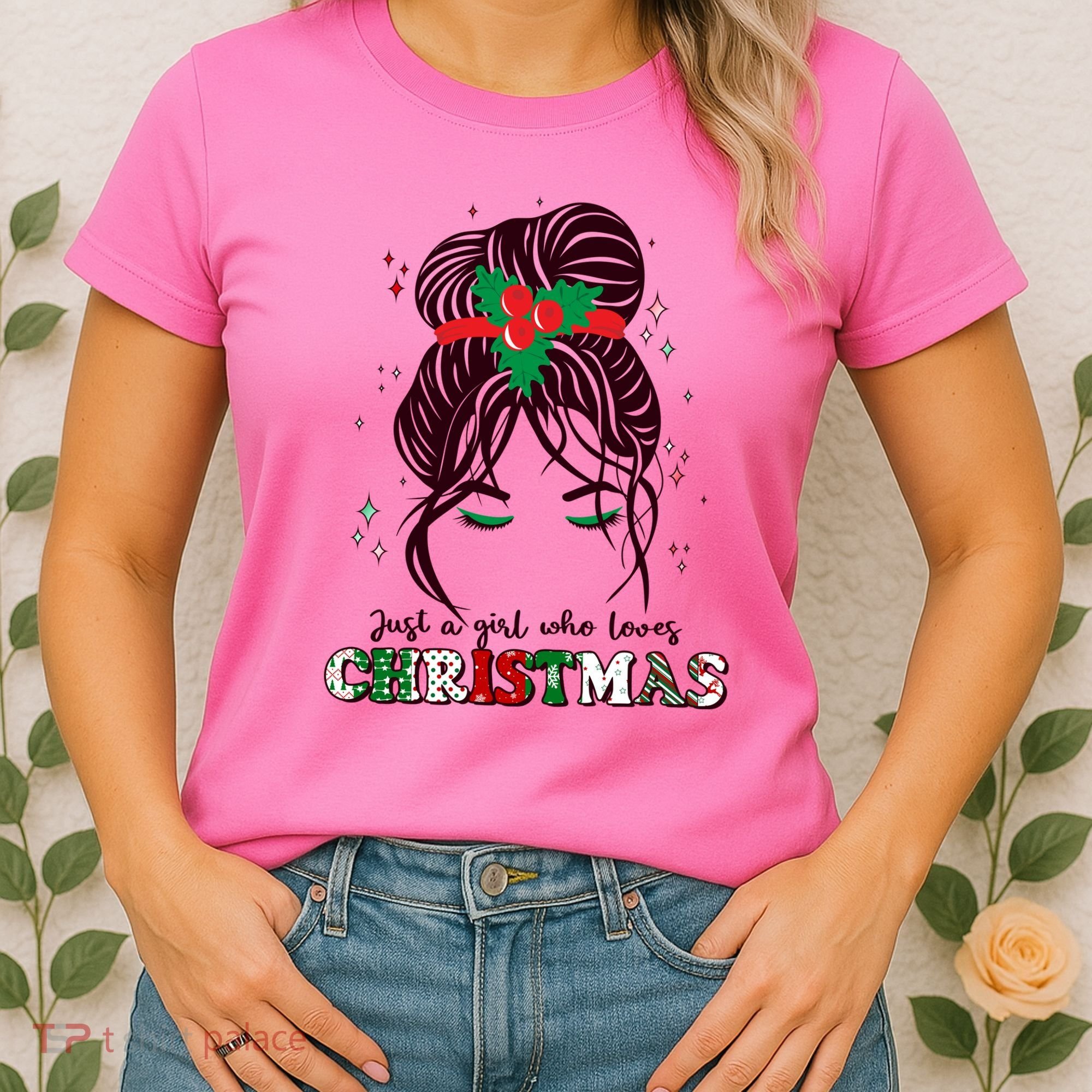 Cute Just A Girl Who Loves Christmas Women's T-Shirt