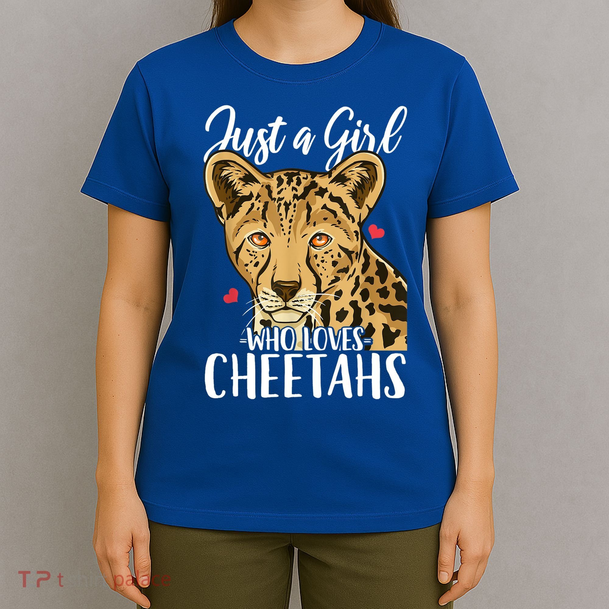 Cheetah Just A Girl Who Loves Cheetahs Cool Gift T-Shirt