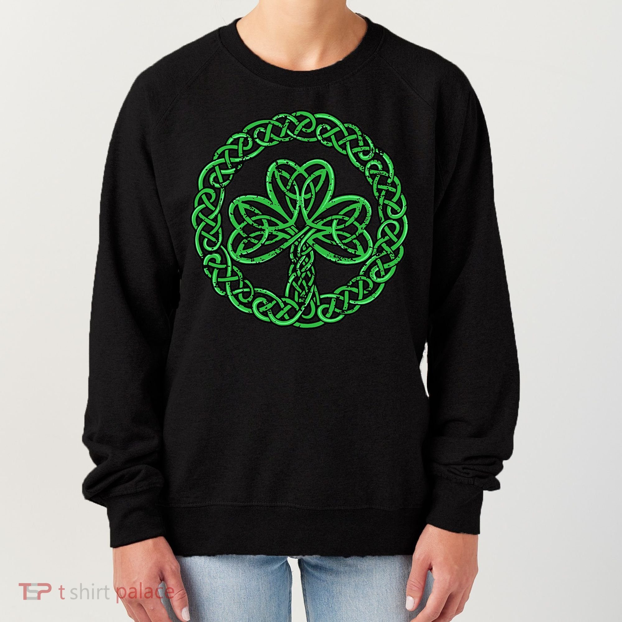 Celtic Knot Irish Shamrock 3Leaf Clover St Pats Day Women's Sweatshirt