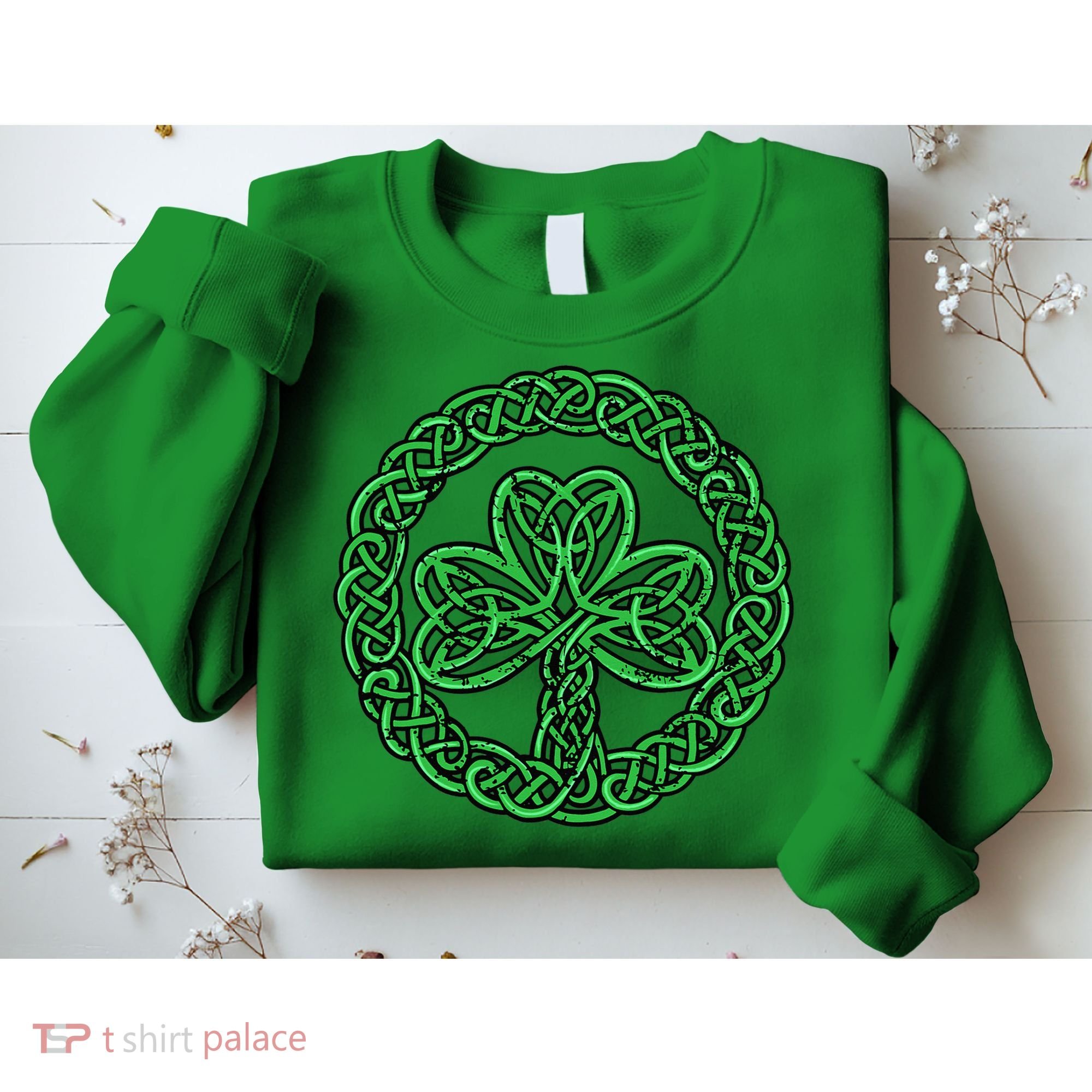 Celtic Knot Irish Shamrock 3Leaf Clover St Pats Day Sweatshirt
