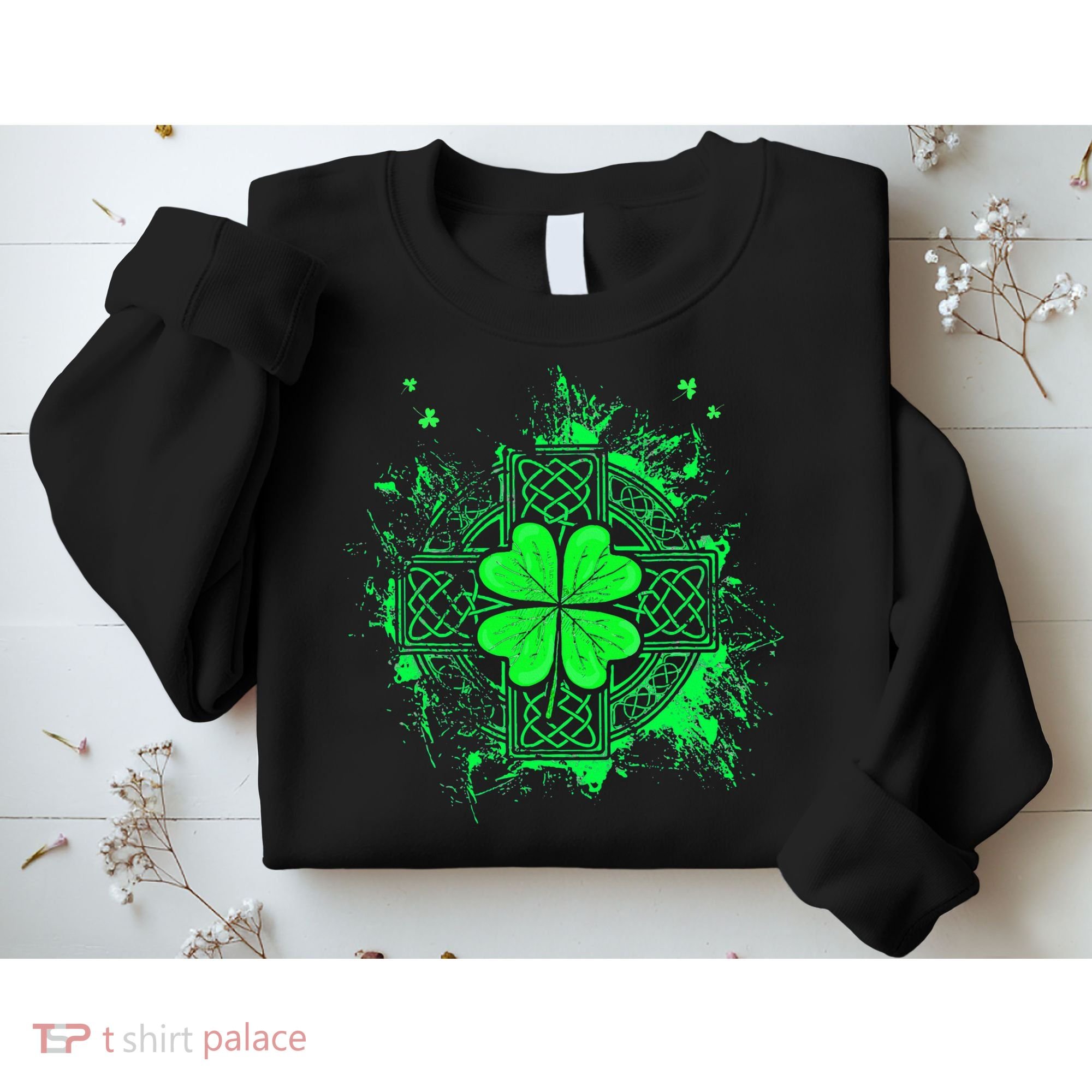 Celtic Knot Irish Shamrock Three Leaf Clover St Patricks Day Sweatshirt