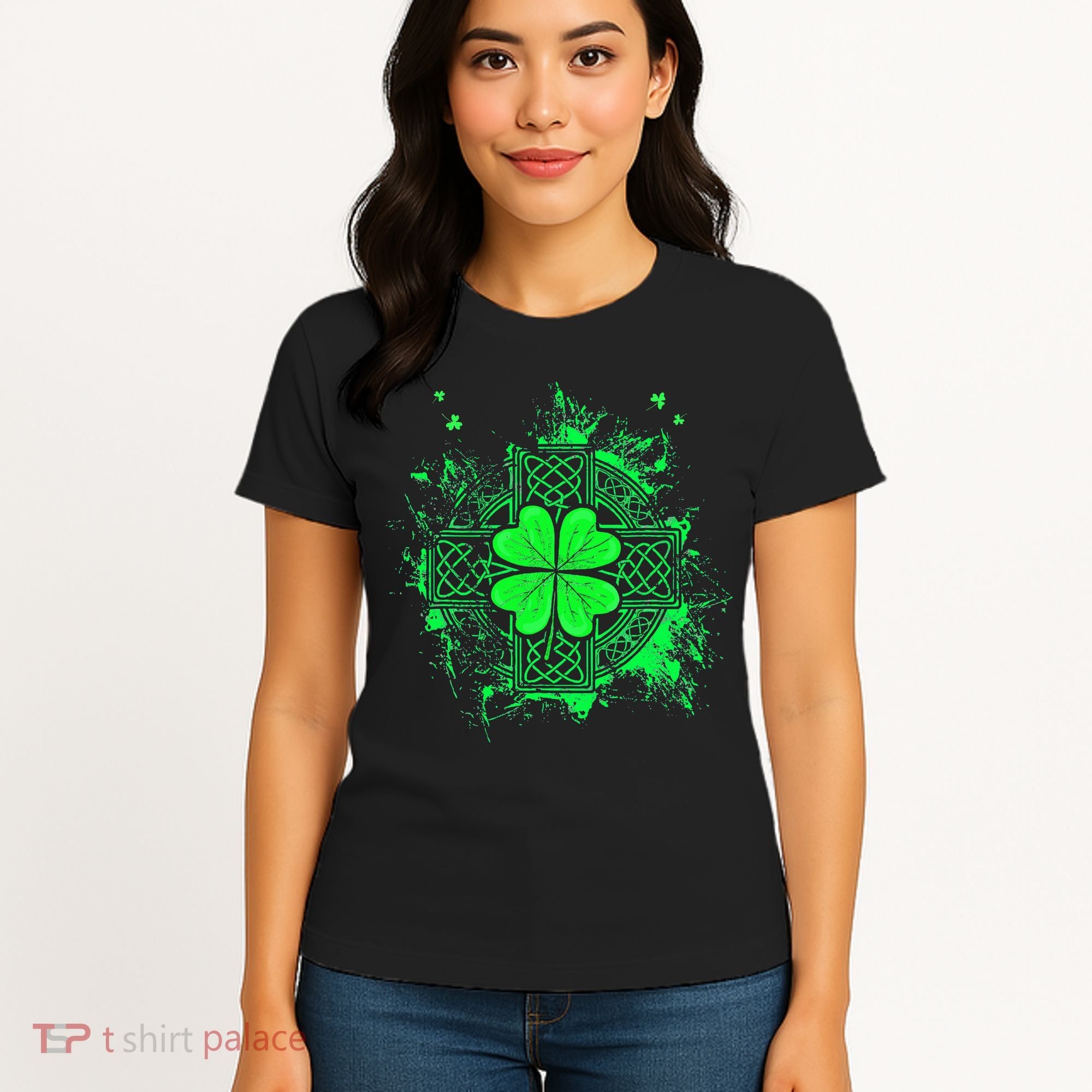 Celtic Knot Irish Shamrock Three Leaf Clover St Patricks Day Women's T-Shirt