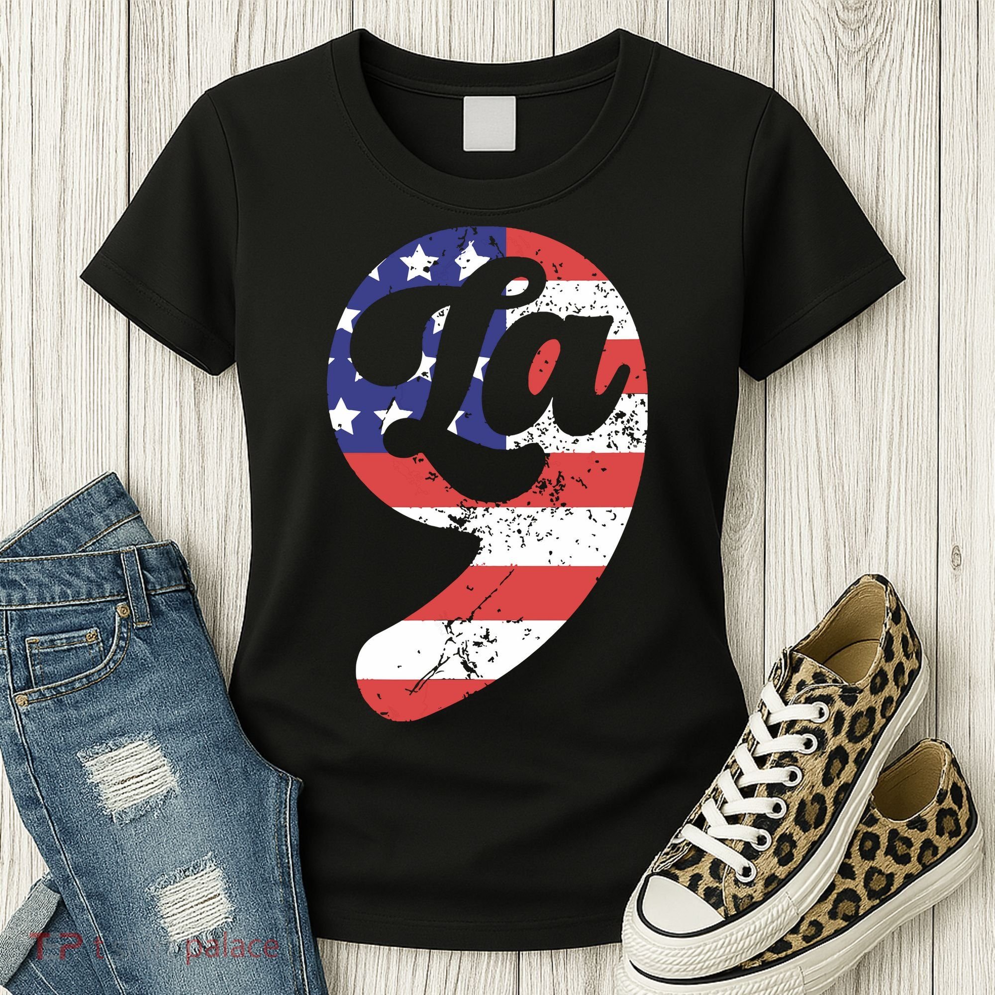 Comma La American Flag Kamala Harris Women's T-Shirt