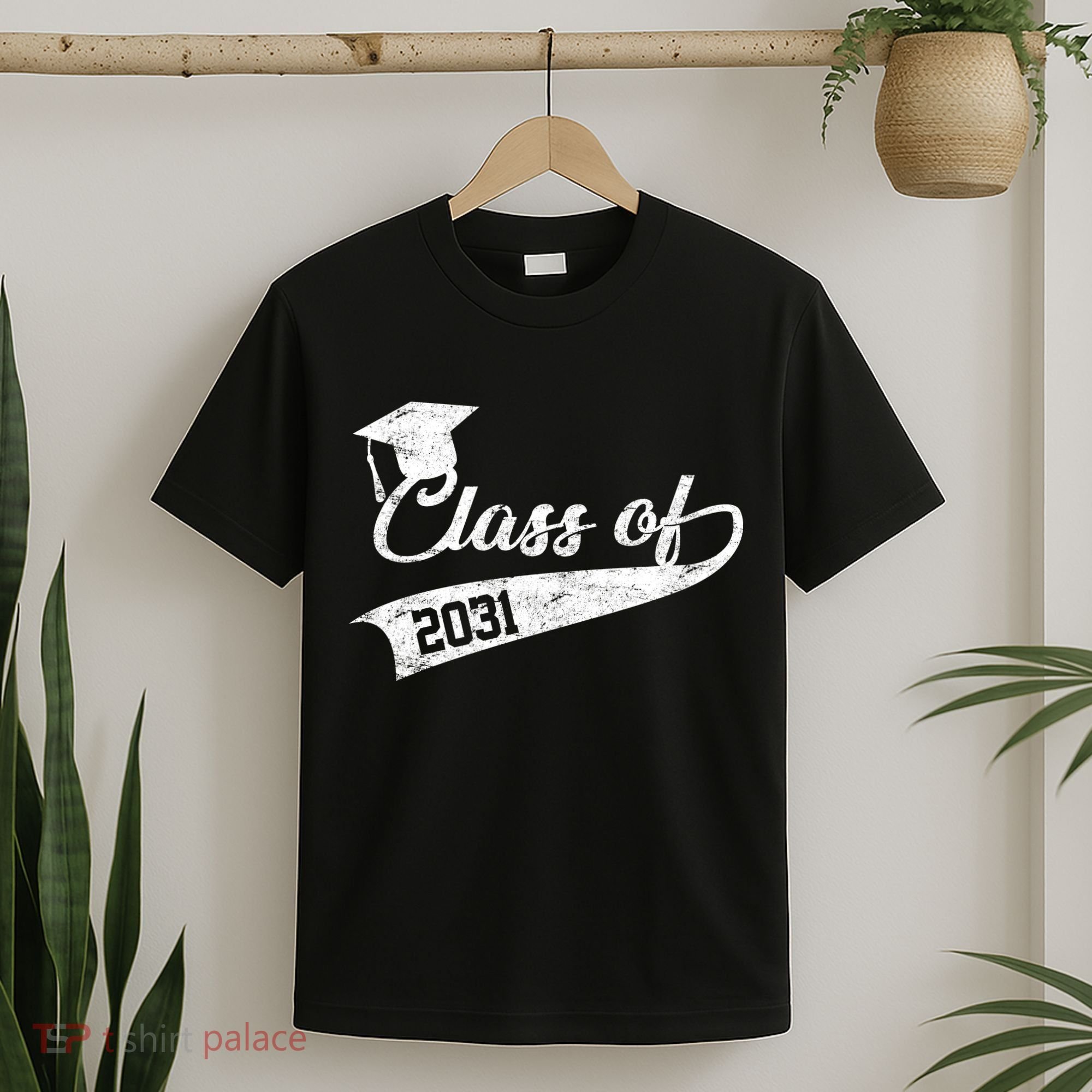 Class Of 2031 Graduate T-Shirt