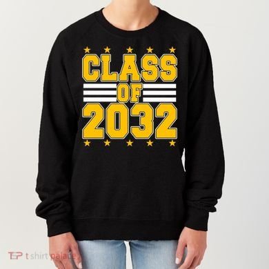 Class Of 2032 First Day Of Kindergarten Women's Sweatshirt