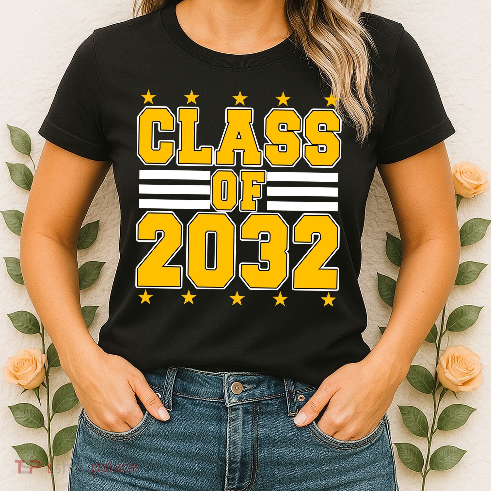 Class Of 2032 First Day Of Kindergarten Women's T-Shirt