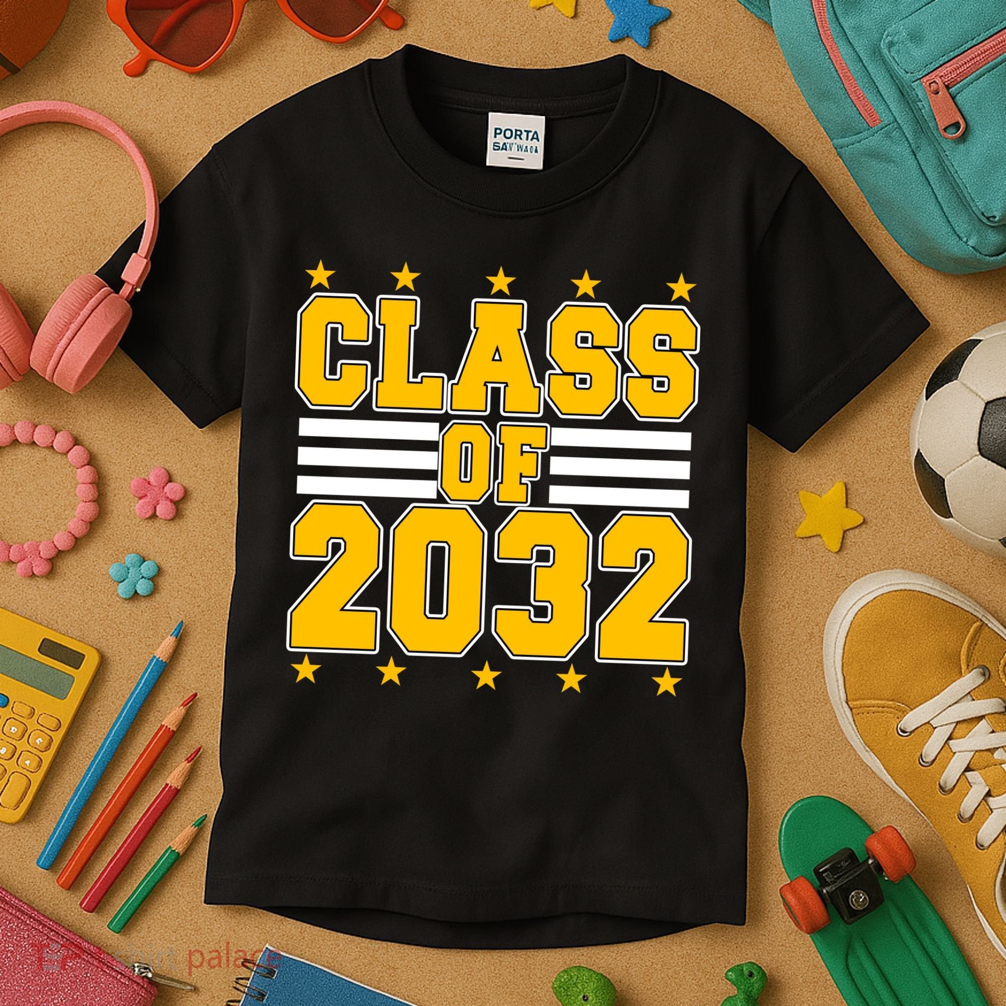 Class Of 2032 First Day Of Kindergarten Kids T-Shirt