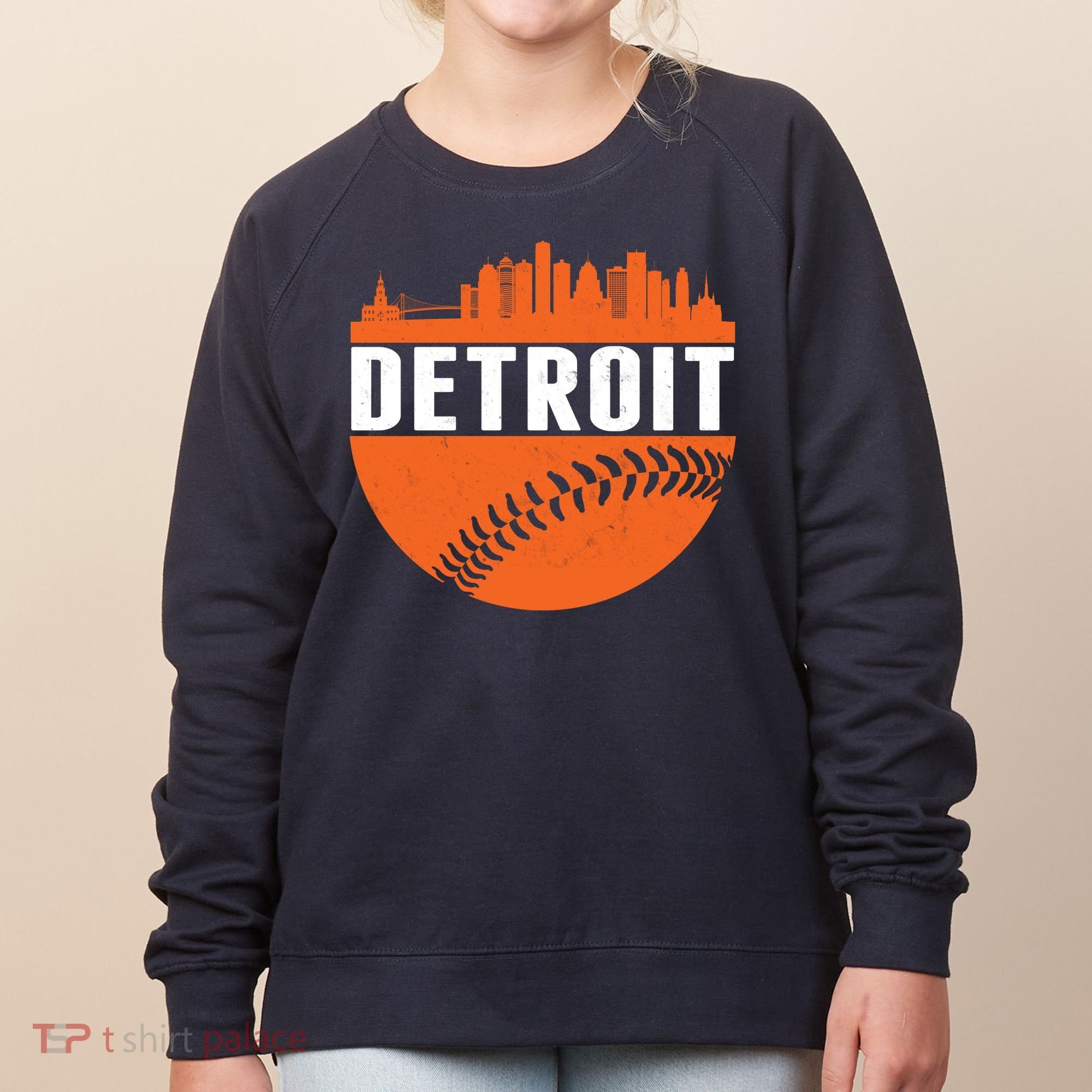 Classic Detroit Skyline Baseball  Women's Sweatshirt