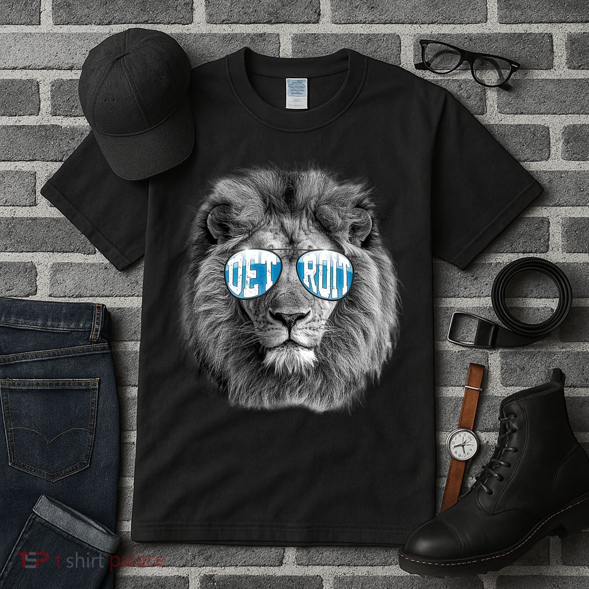 Cool Lions Football Sports Fan Tall T-Shirt