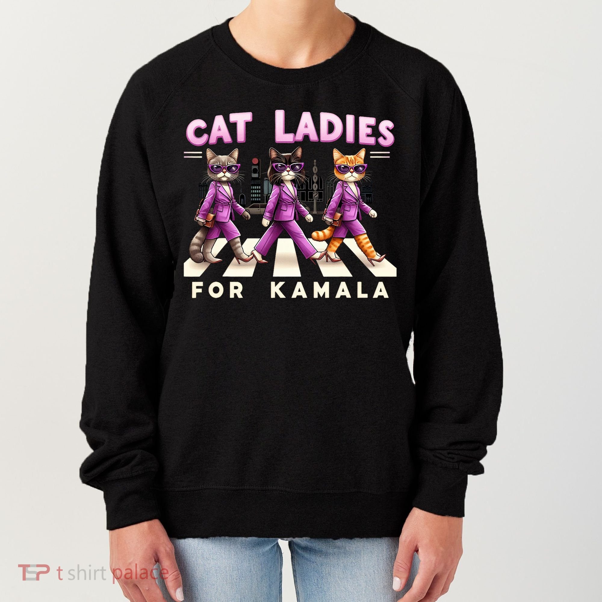 Cat Ladies For Kamala Voting Kamala Harris 2024 Cat Lover Women's Sweatshirt