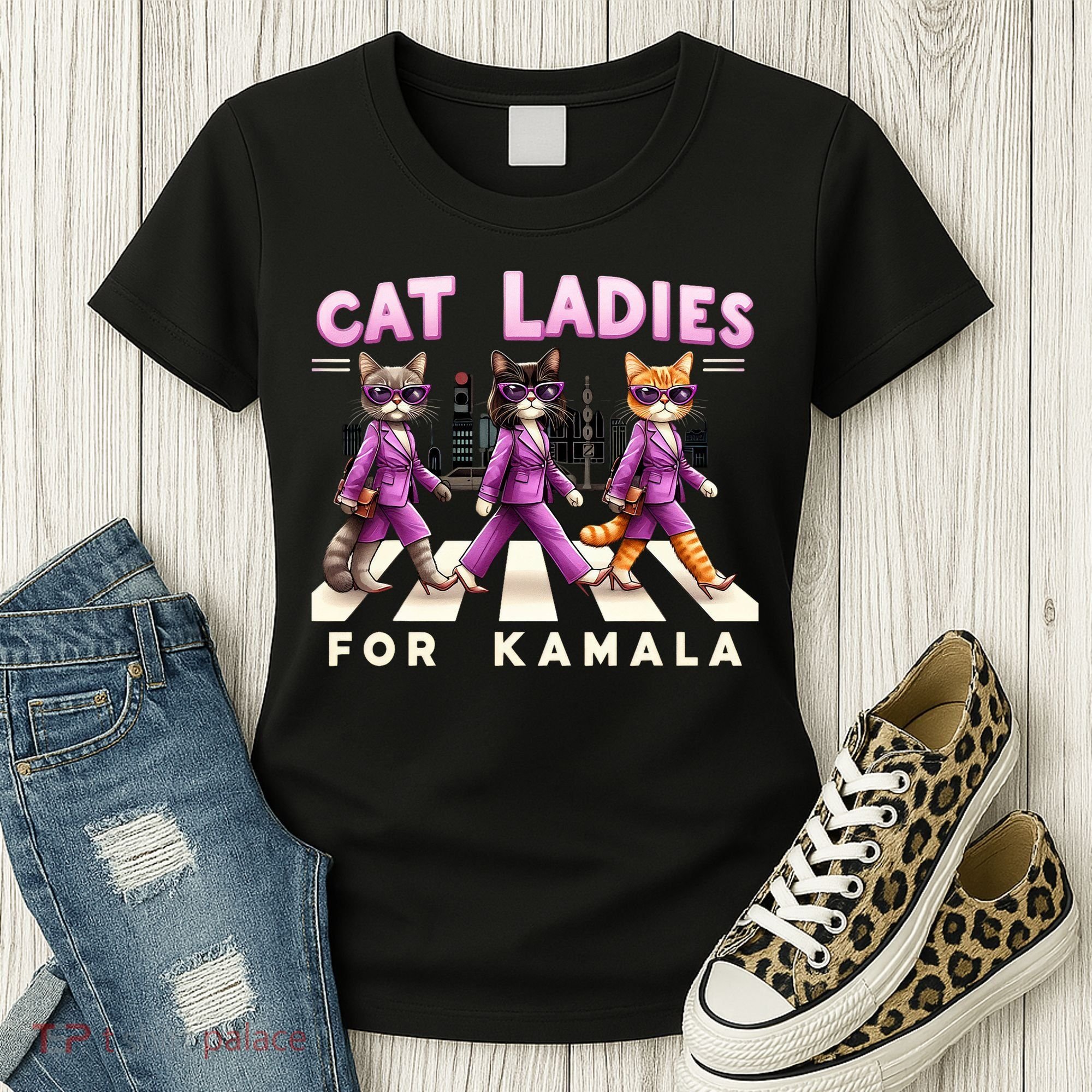 Cat Ladies For Kamala Voting Kamala Harris 2024 Cat Lover Women's T-Shirt