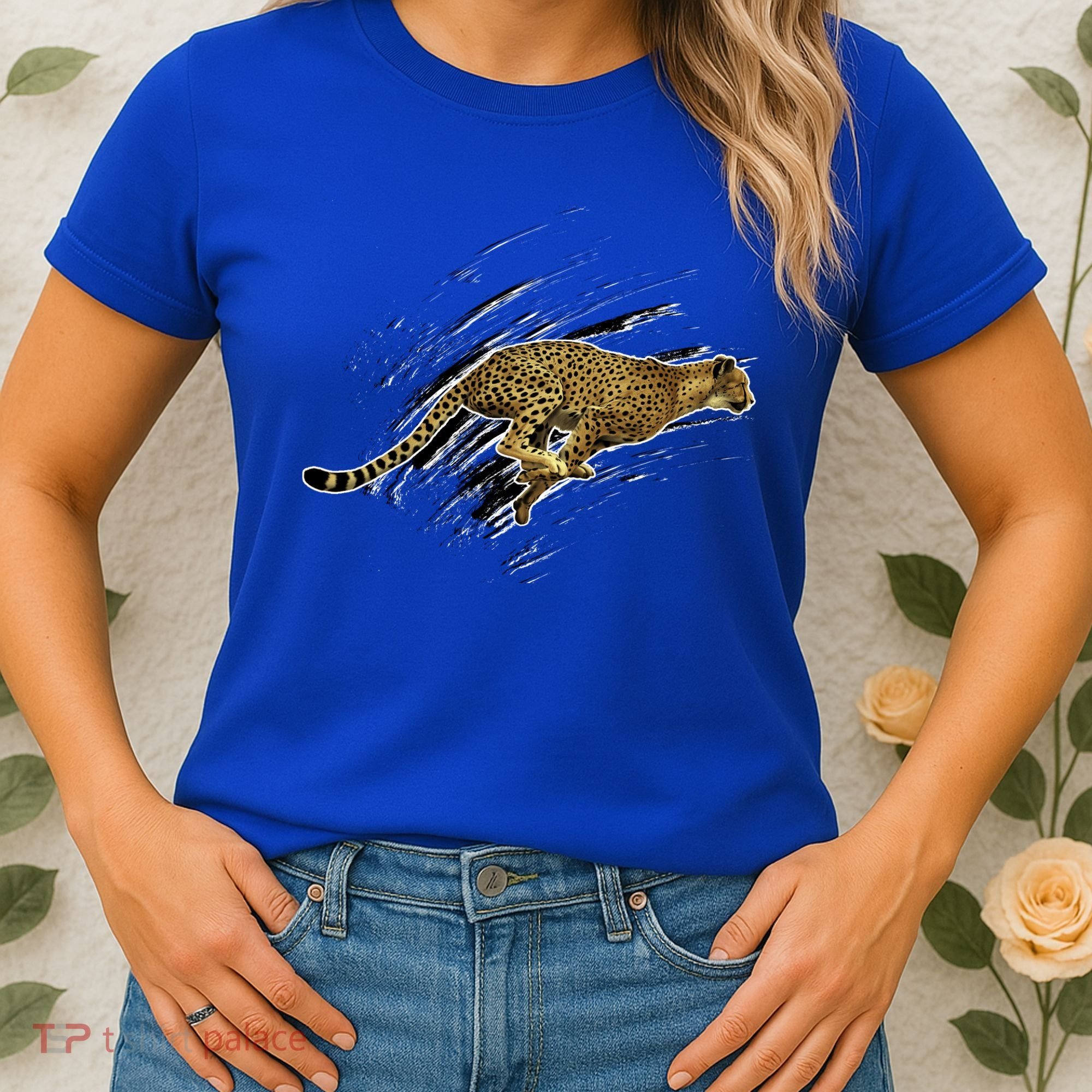 Cheetah Lover Gift Cool Cheetah Gift Women's T-Shirt