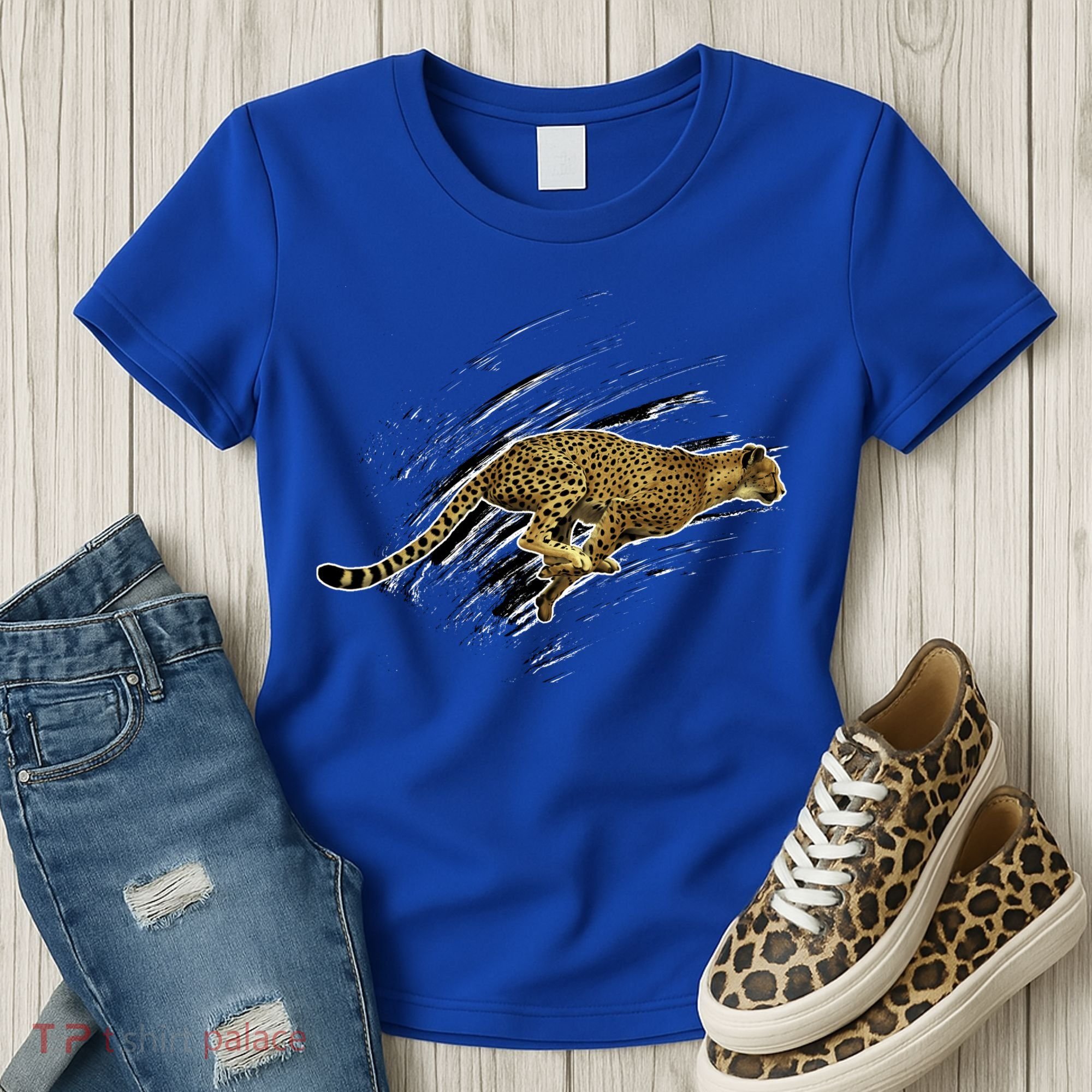 Cheetah Lover Gift Cool Cheetah Gift Women's T-Shirt