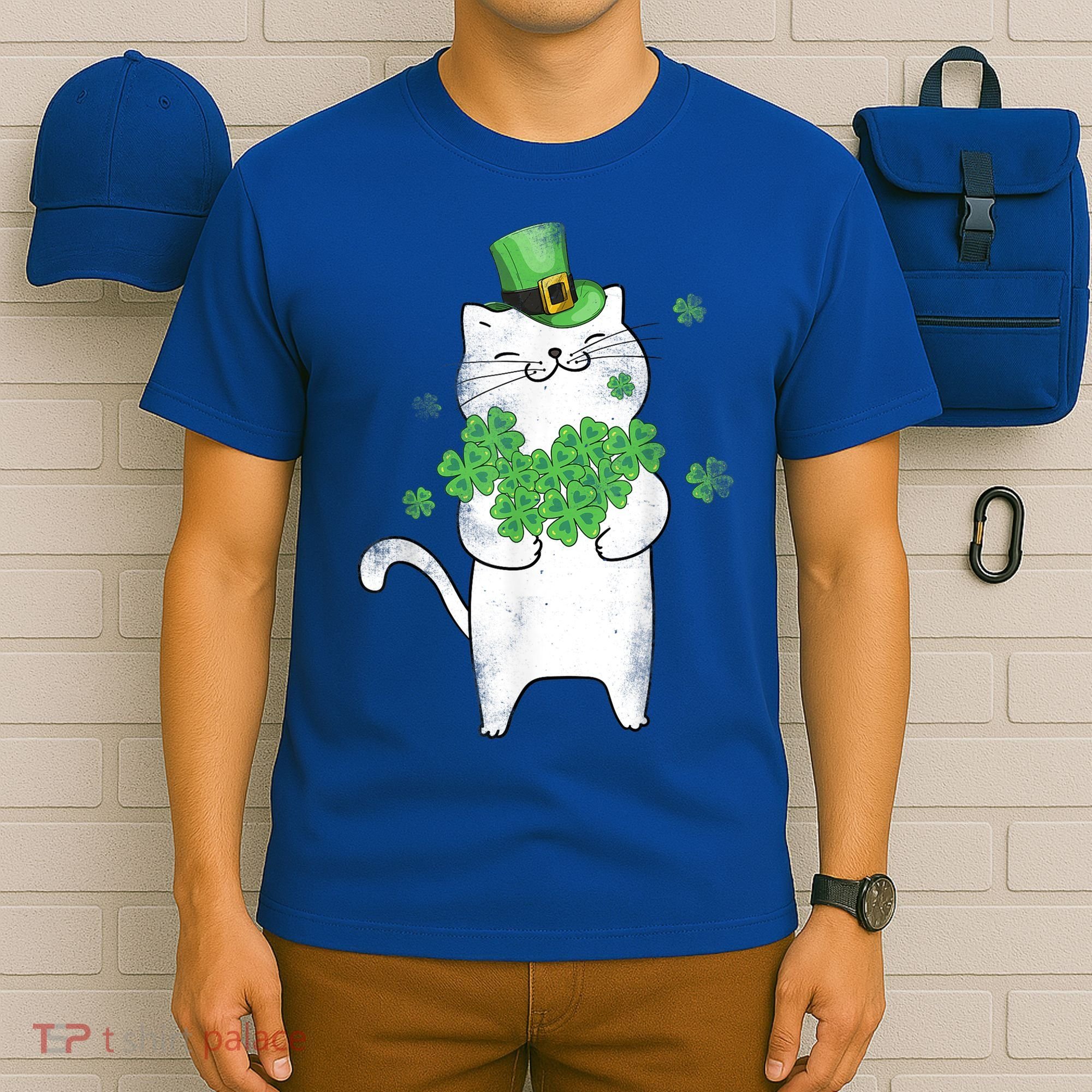 Cat Leprechaun Gift Cat Lover Shamrock Gift St Patrick's Day Gift T-Shirt
