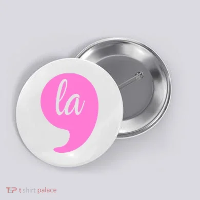 Comma La Kamala Harris Button