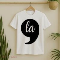 Comma La Kamala Harris For President 2024 Election T-Shirt thumb 2
