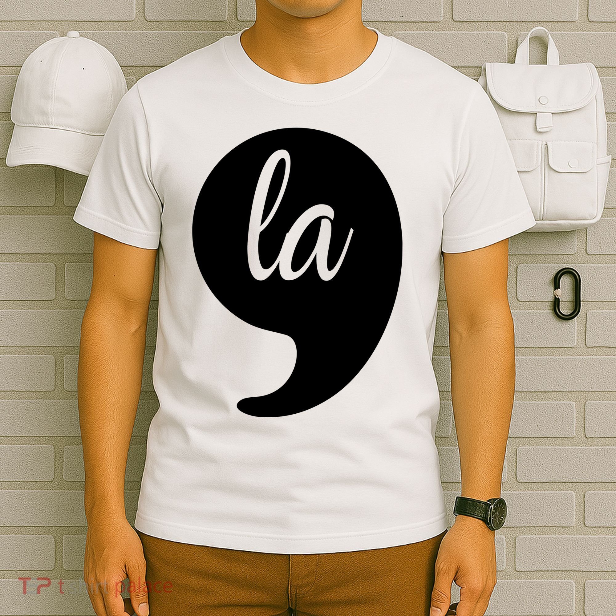Comma La Kamala Harris For President 2024 Election T-Shirt
