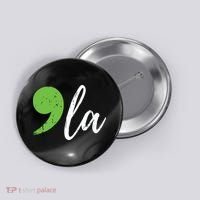 Comma La Kamala Harris Vote 2024 Button thumb 0
