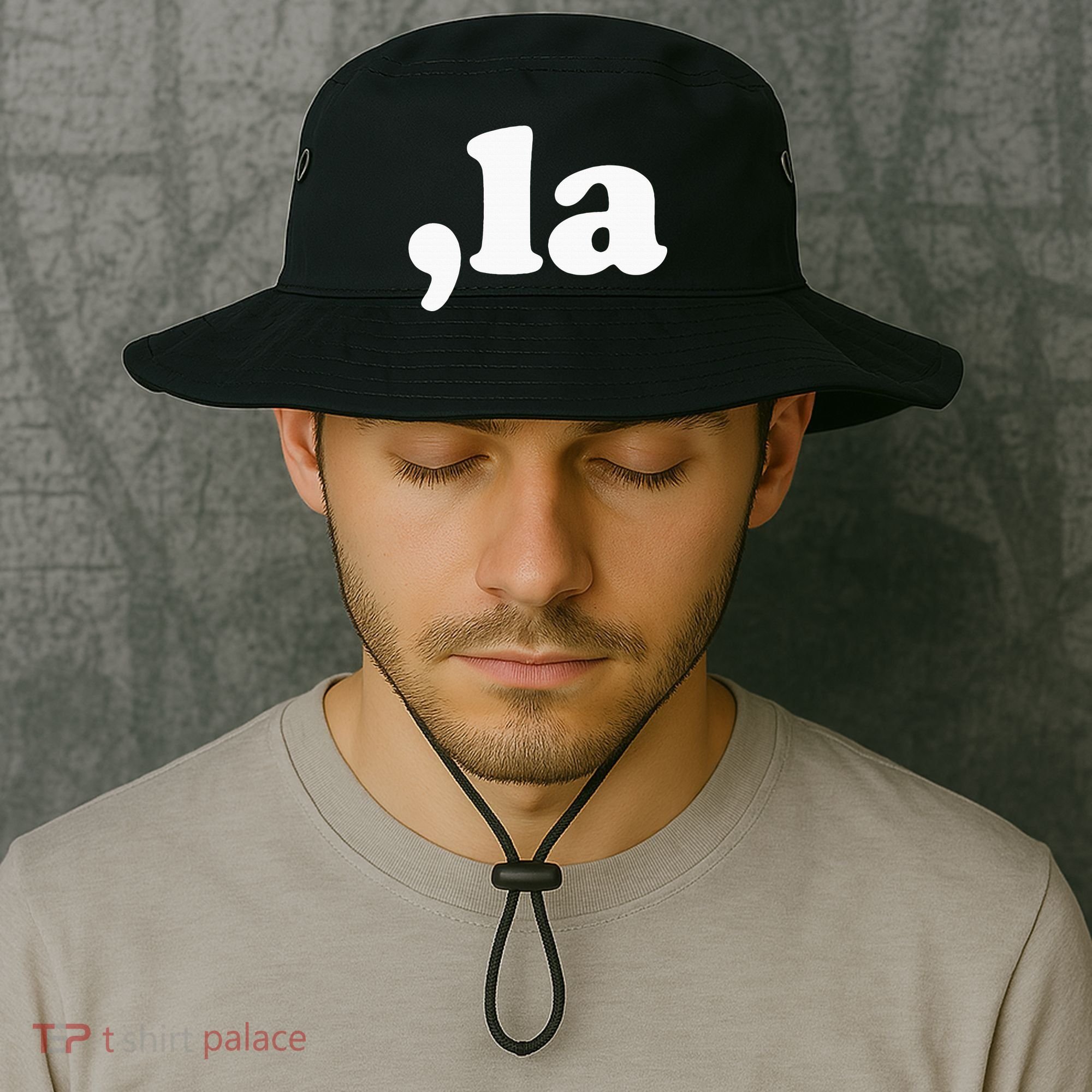 Comma La Kamala Harris Bucket Hat