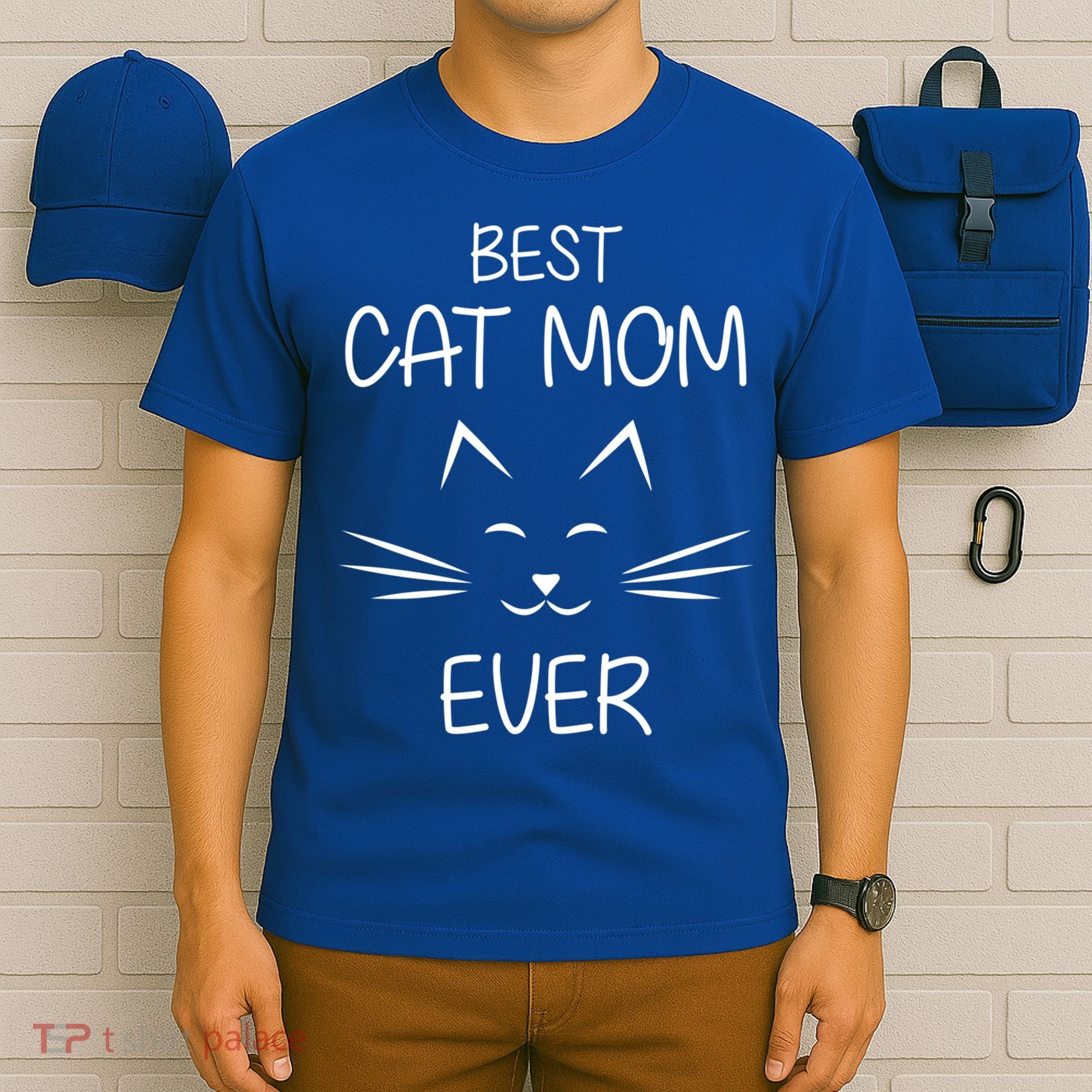 Cat Lover Mom Funny Best Cat Mom Ever Cute Gift T-Shirt