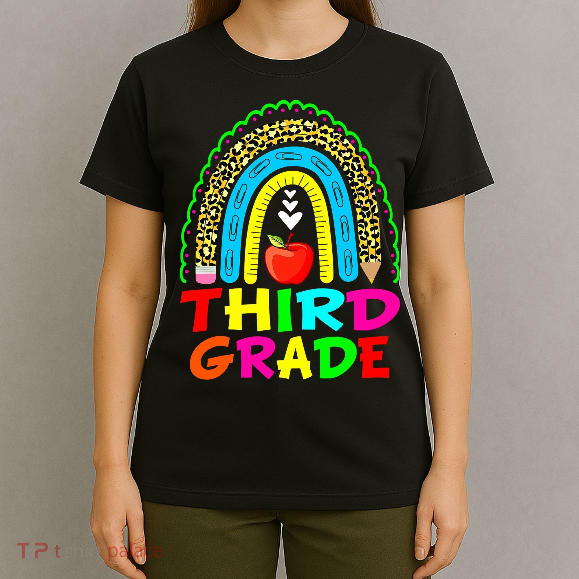 Cute Leopard Rainbow Funny Third Grade Teacher T-Shirt