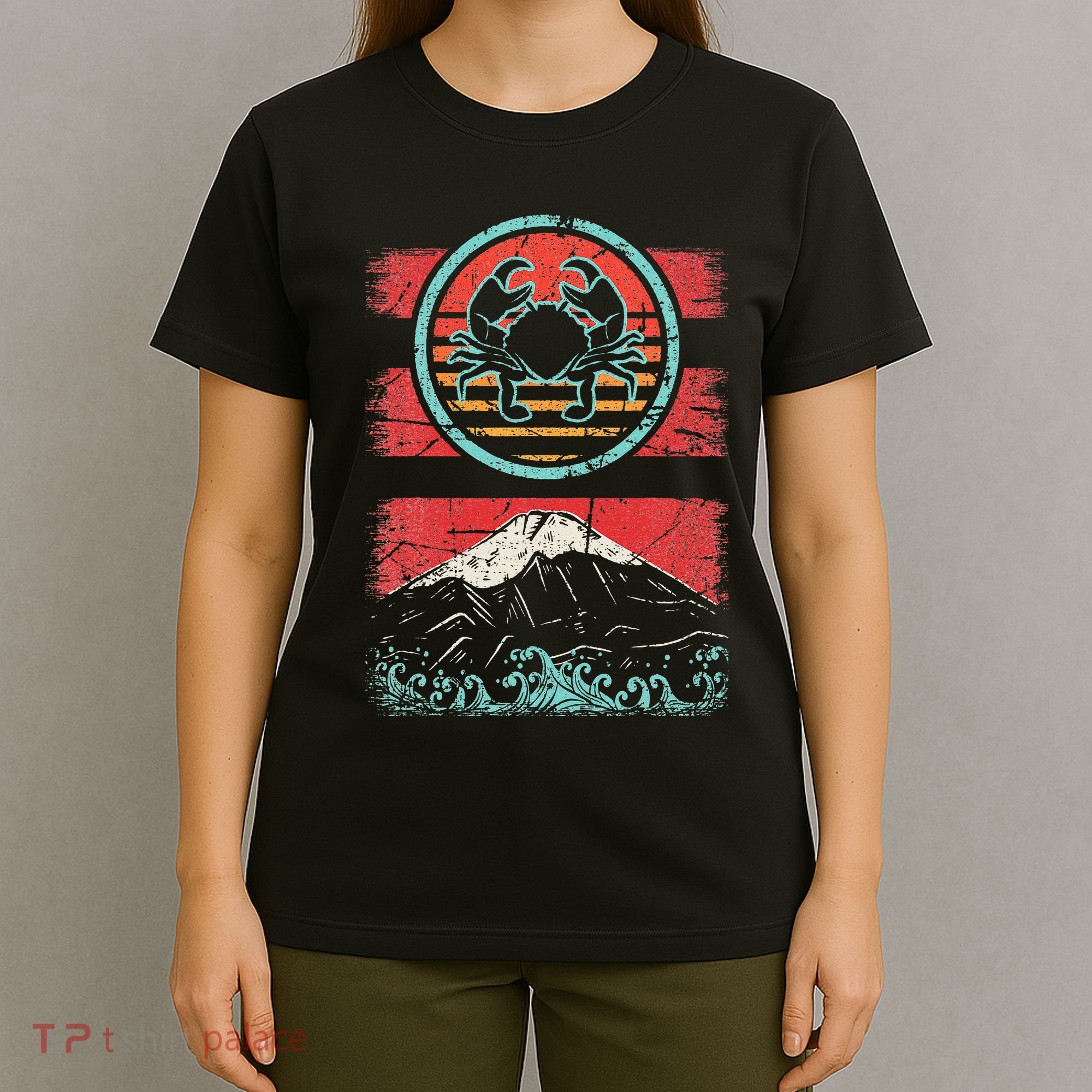 Crab Lover Retro Crabbing Vintage 80s Style Fishing Hunting T-Shirt