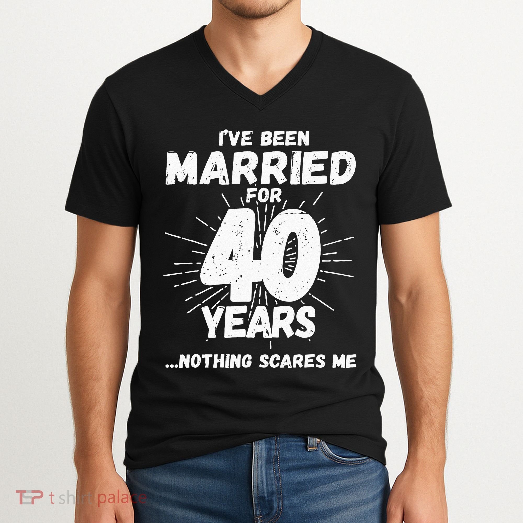 Couples Married 40 Years Funny 40th Wedding Anniversary V-Neck T-Shirt