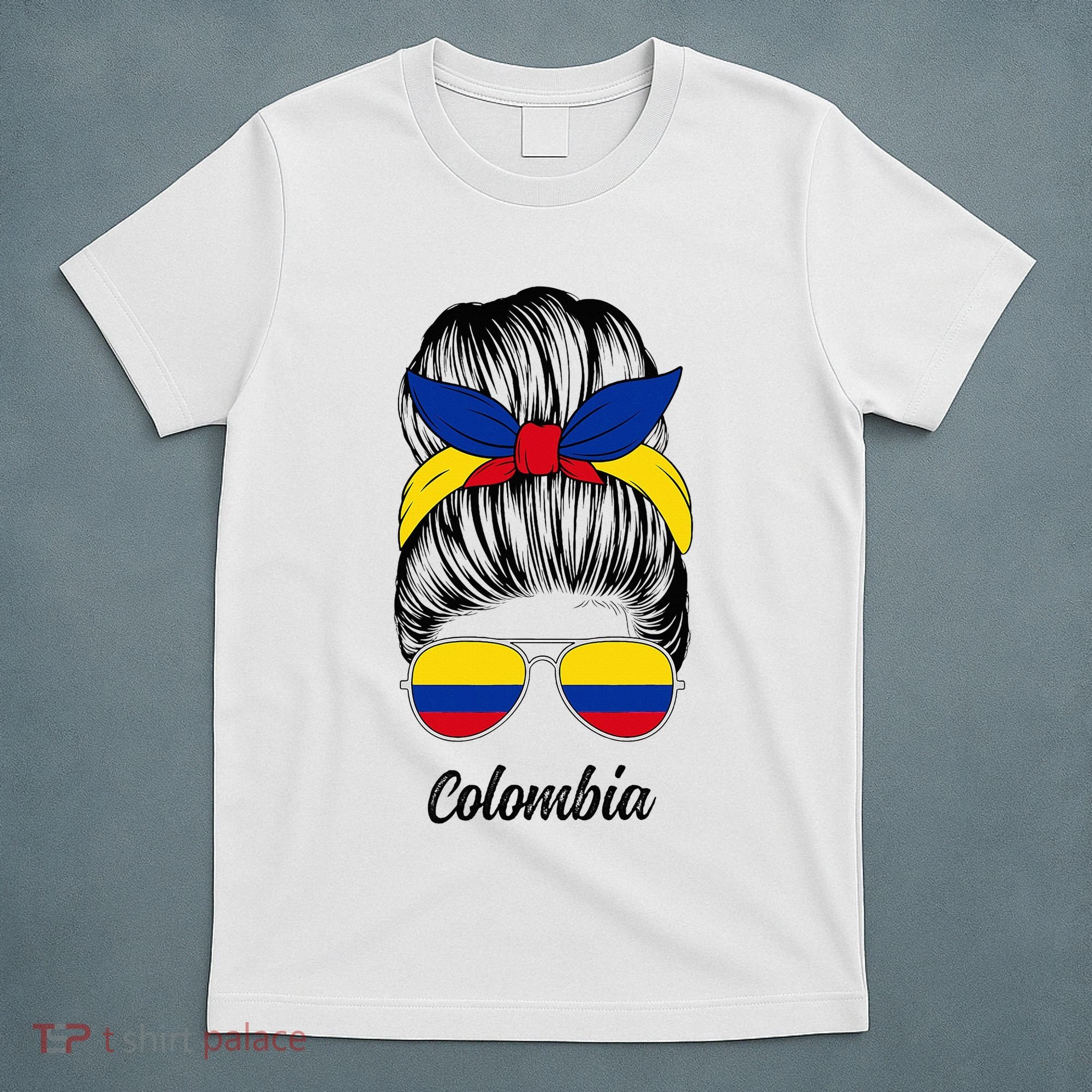 Colombia Messy Bun Cute Colombian Flag Pride Women Girls T-Shirt